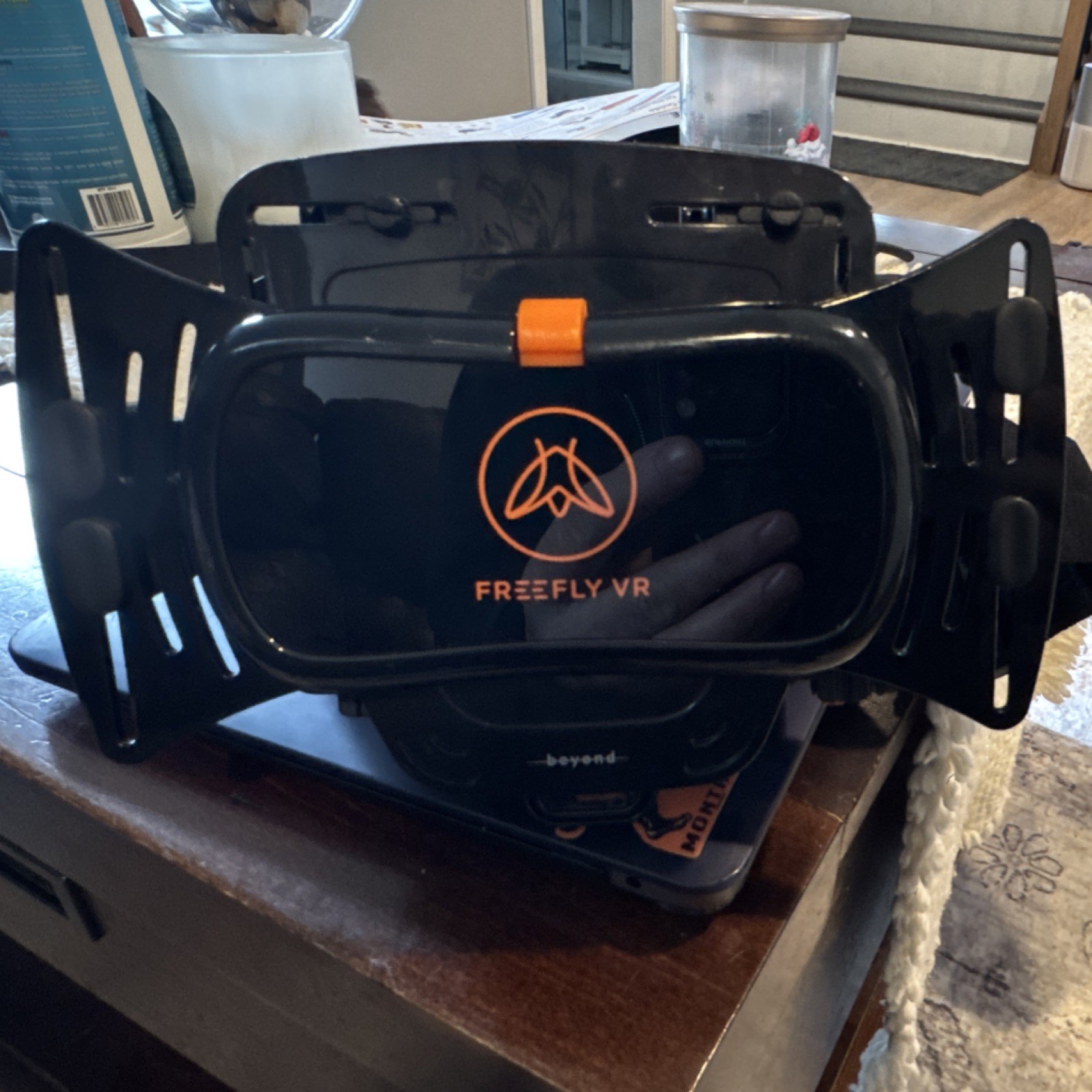 Freefly VR beyond Smartphone VR Headset Black Plastic