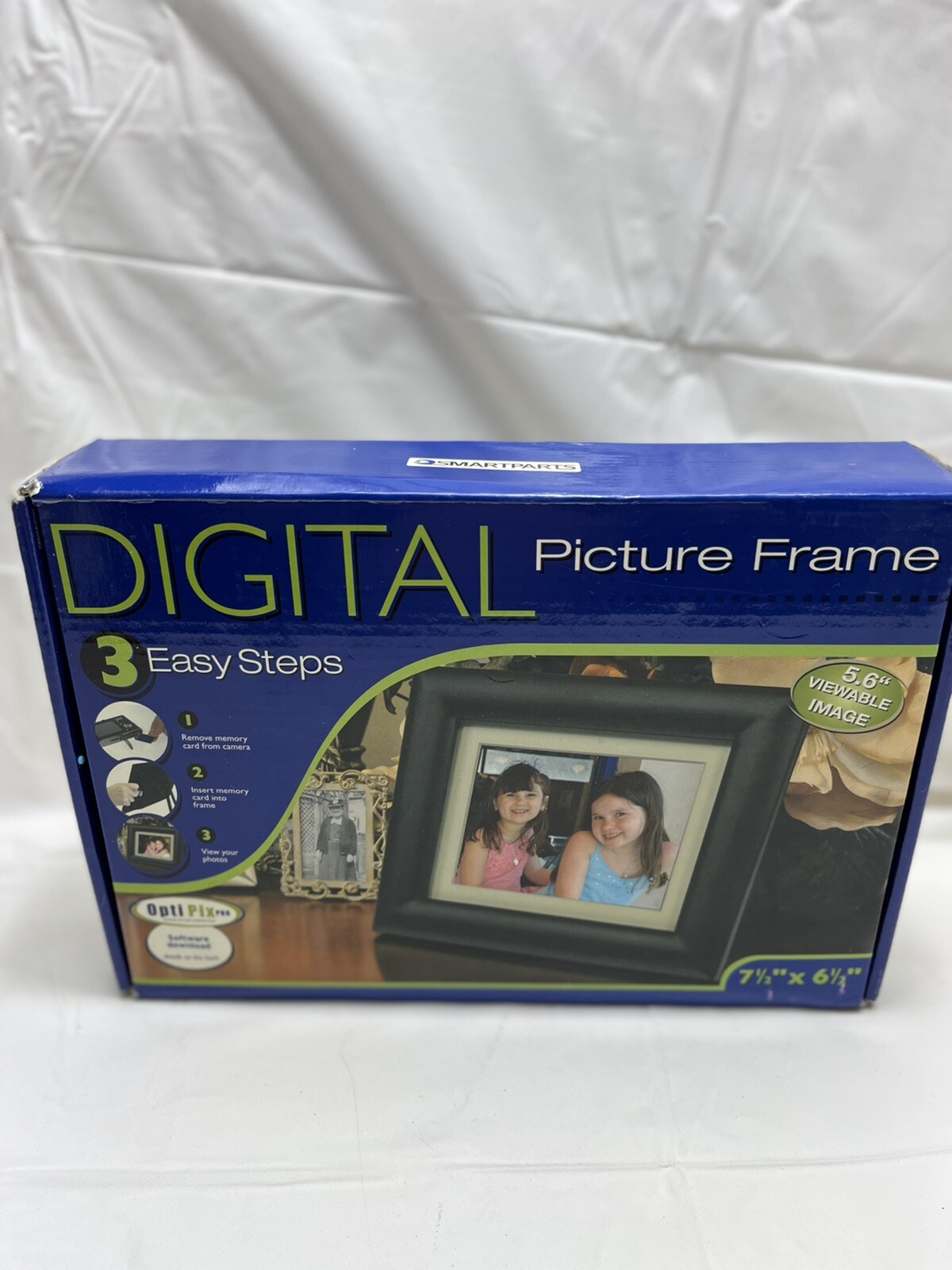 Smartparts SP56 5.6" Digital Picture Frame
