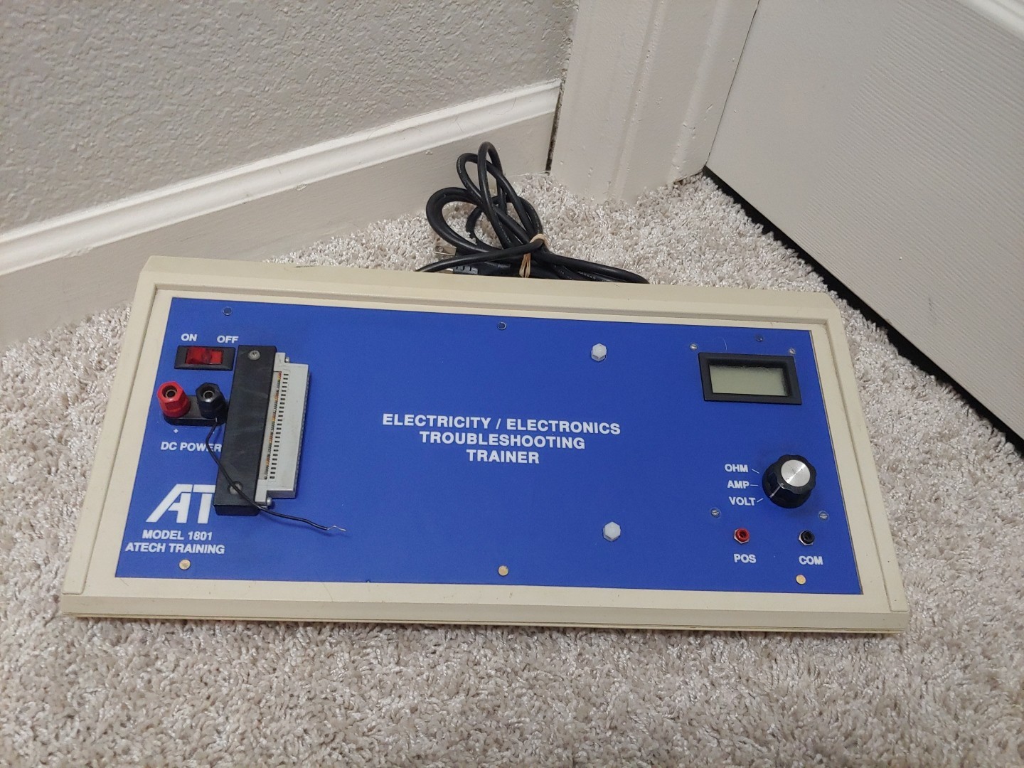 ATECH MODEL 1801 TRAINER plastic Supports Broken Works Fine Still