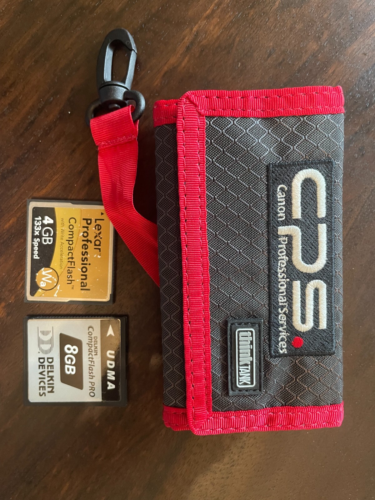 Think Tank (Canon Professional Services) Memory Card Holder Case Red Grey + 2 CF