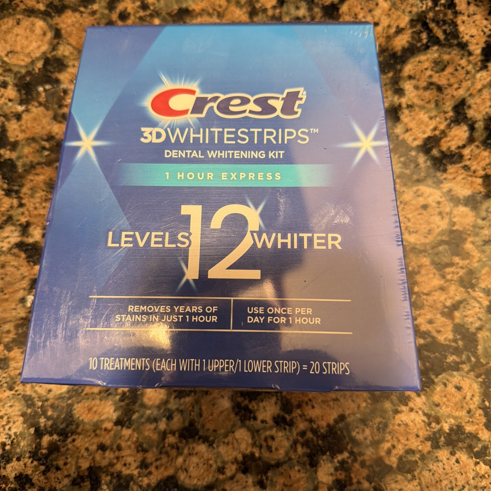 Crest 3D Whitestrips, Levels 12 Whiter, 1 Hour Expess - 20 Strips - Exp: 09/26