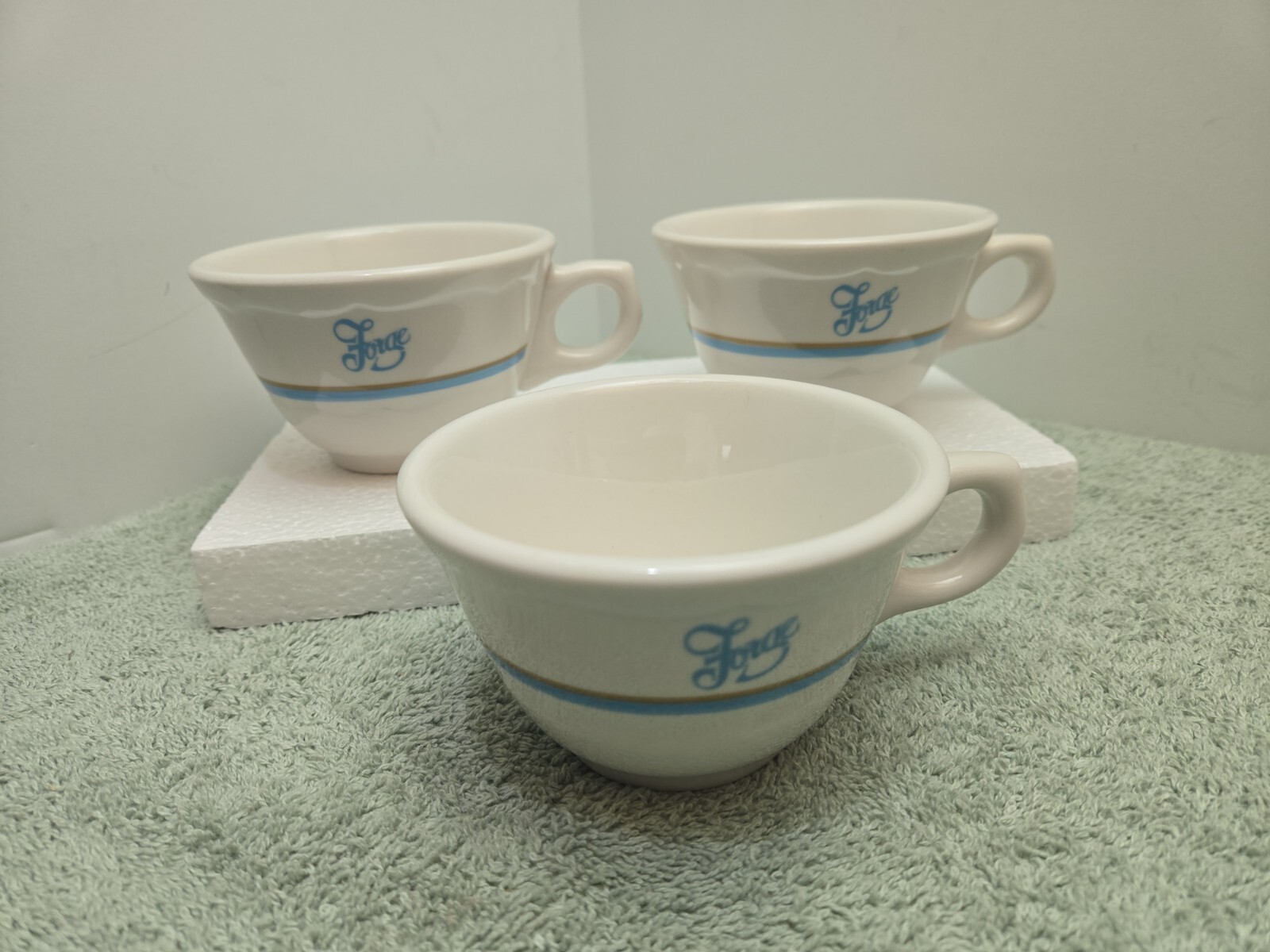 Syracuse China Restaurant Ware Coffee Cups Teal & Gold Band FORGE set of 3