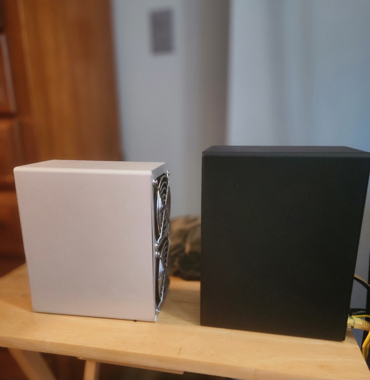 Kadena + LBRY ASIC Miners Lot (2 Units) – Working – No Psu