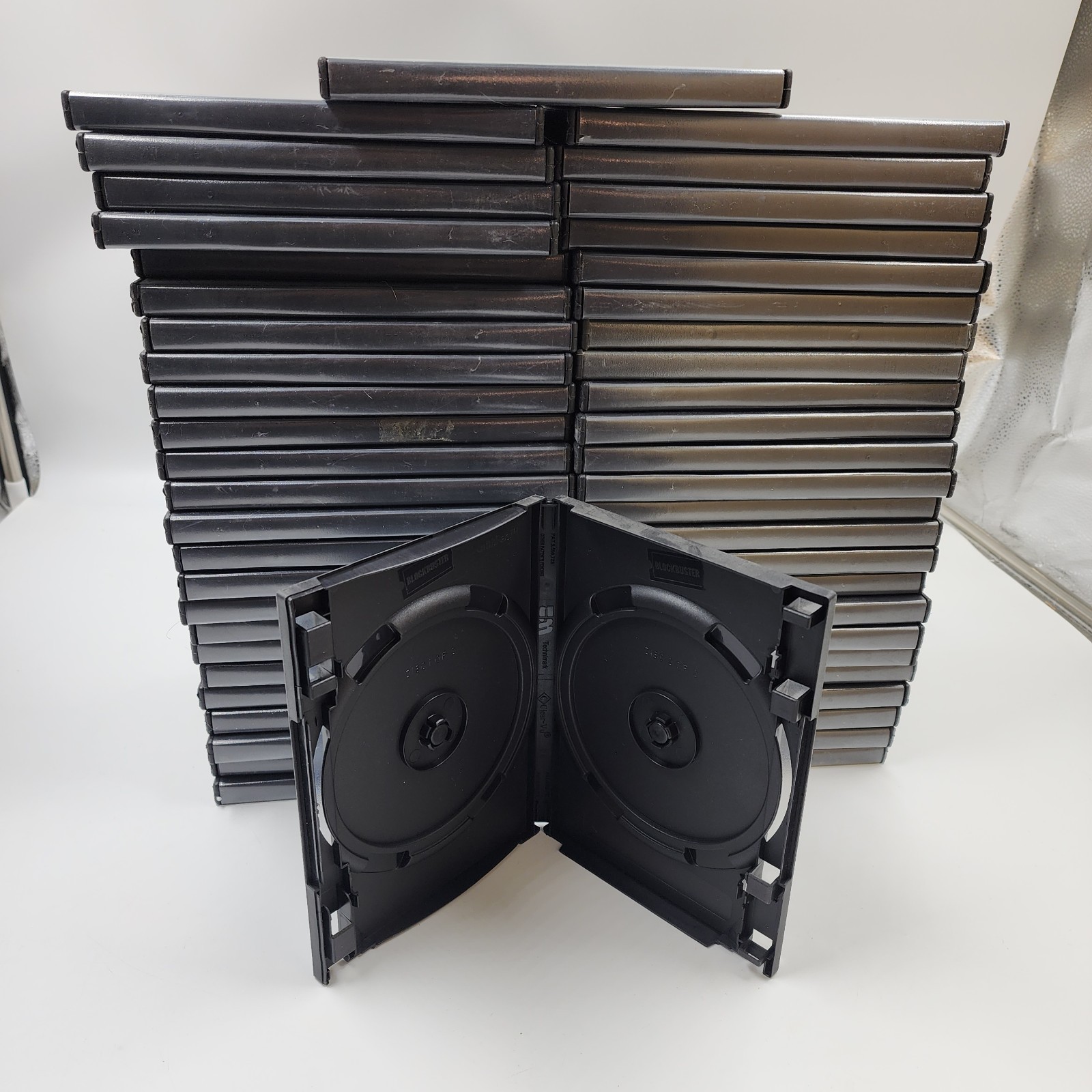 Lot of 50 - Blockbuster Video Blank EMPTY DVD Rental Cases Very Good Clean Dual 