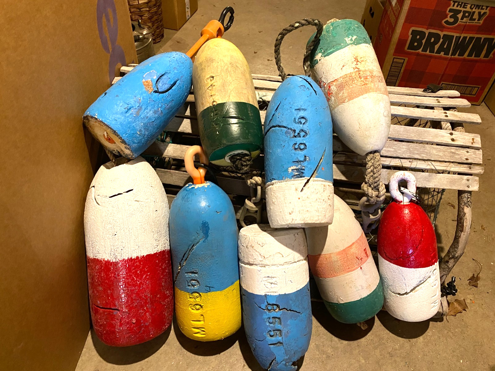 A Lot Of 9 Vintage Maine Lobster Trap Buoys