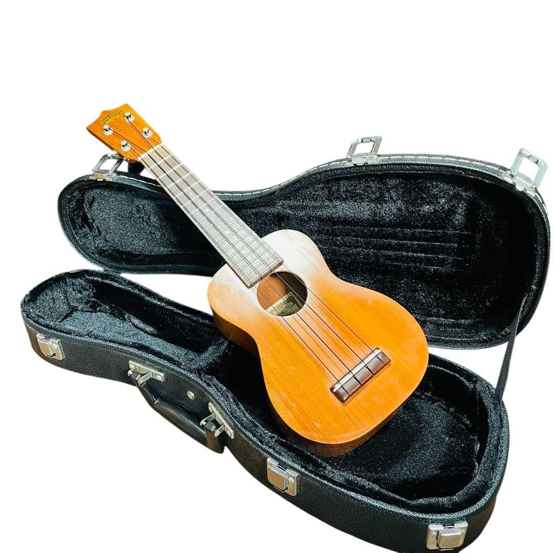 Good condition ASTURIAS AH-1 soprano ukulele with hard case, domestic model