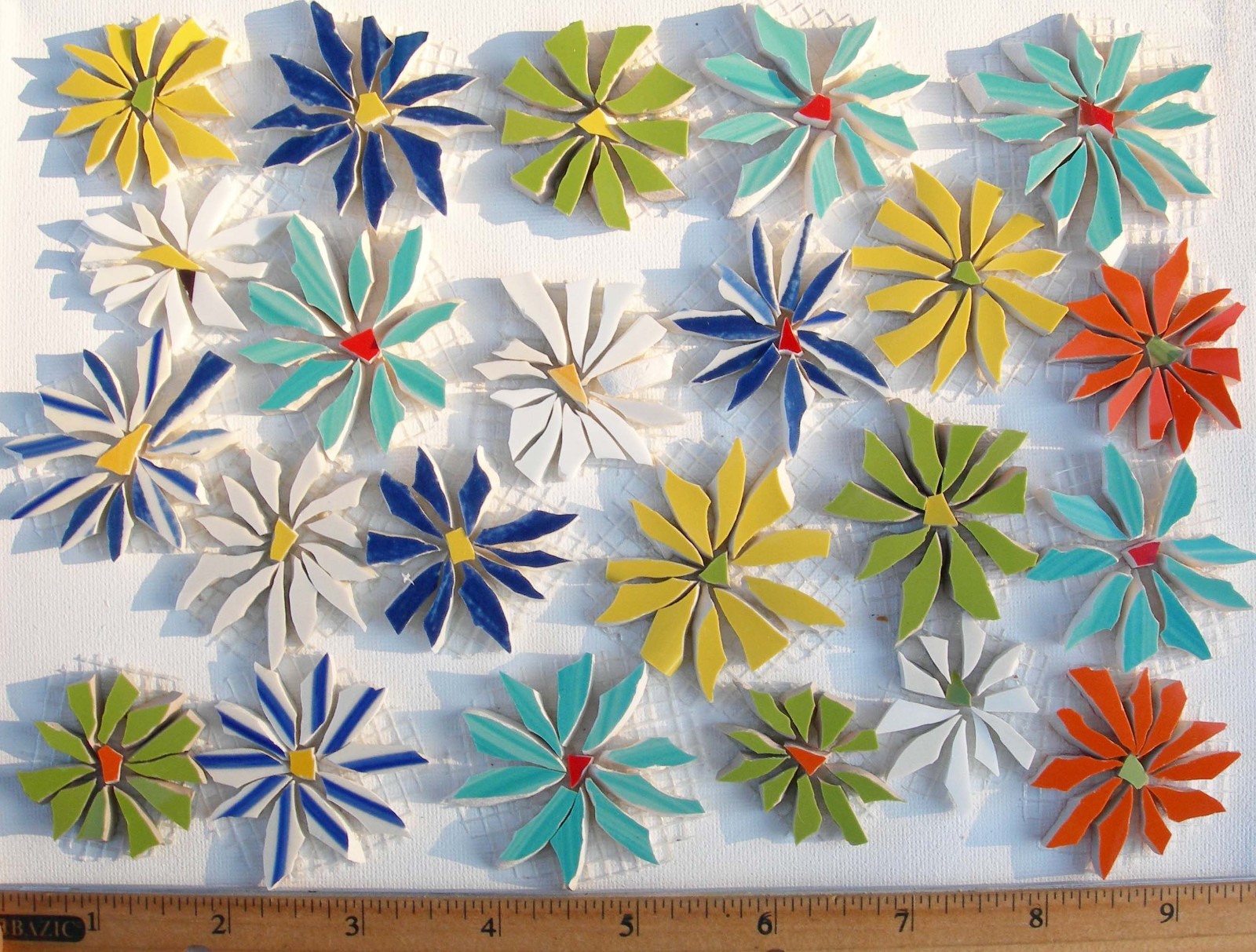 23 Daisy Mosaic Tile Mix Size & Color Broken Plate Floral Tiles