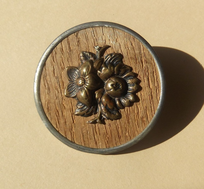 Large Wood background button with Lovely Flowers and Foliage