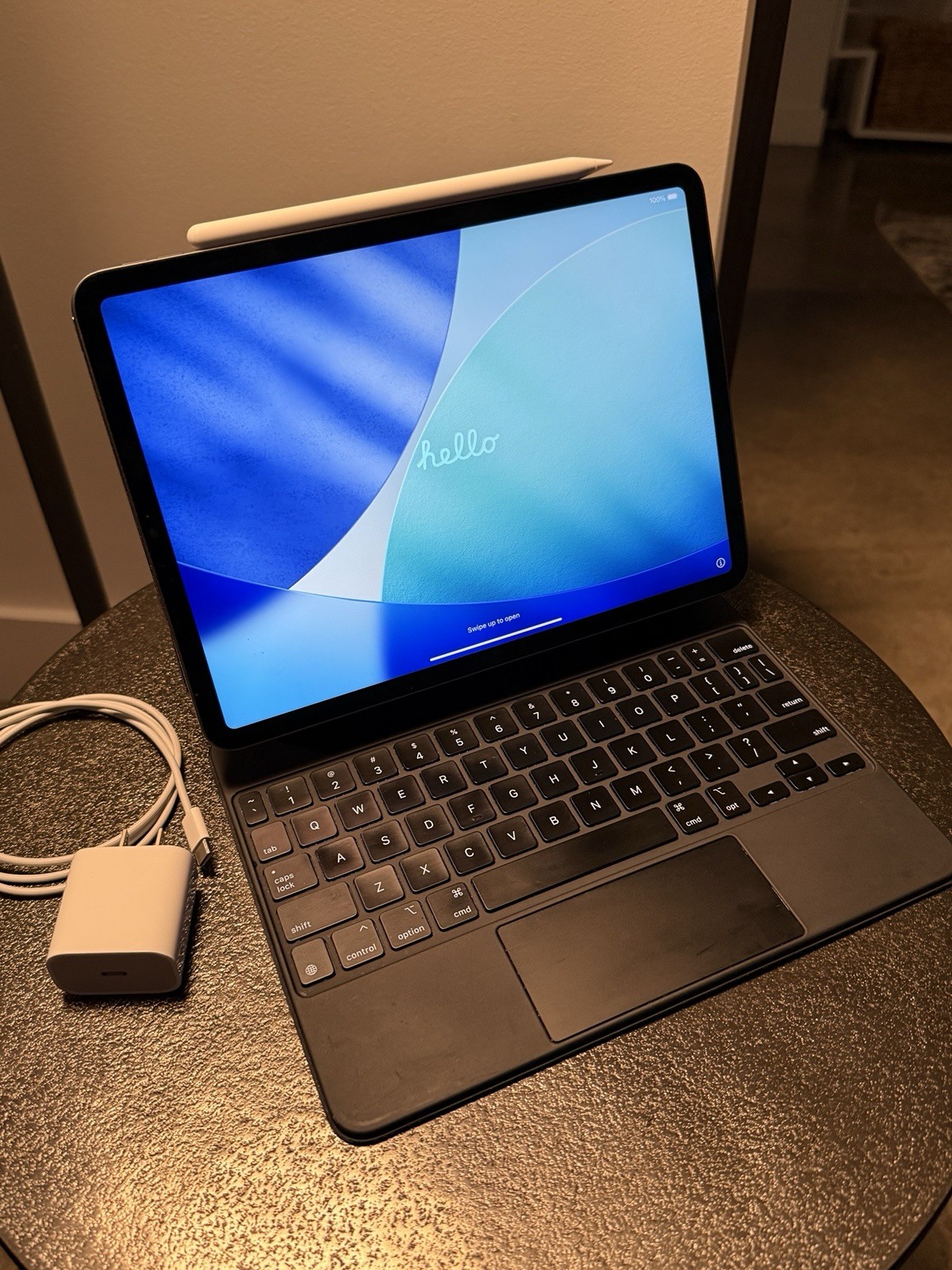 11-inch iPad Pro 11 (M1) 128GB + Magic Keyboard + Magic Pencil