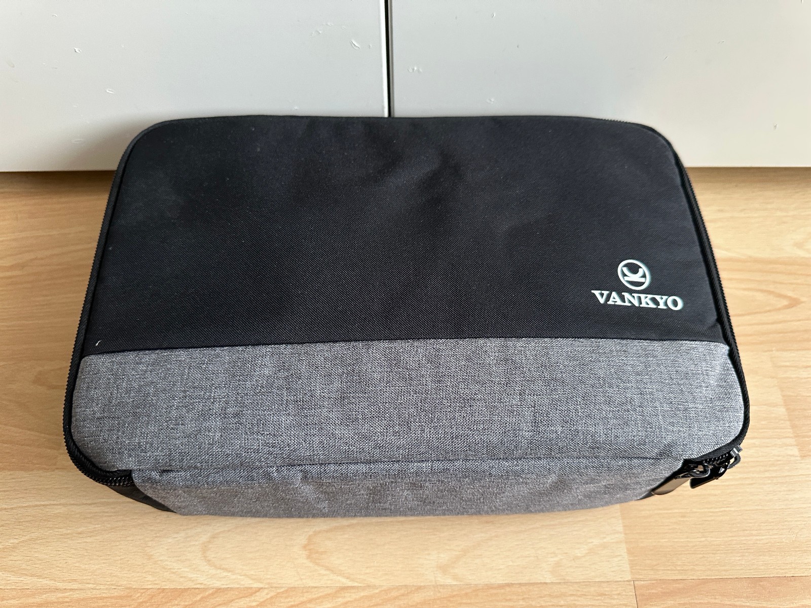 Commodore 16 - Datasette, Book For Datasette, Games, C64 A/V Adapter ...