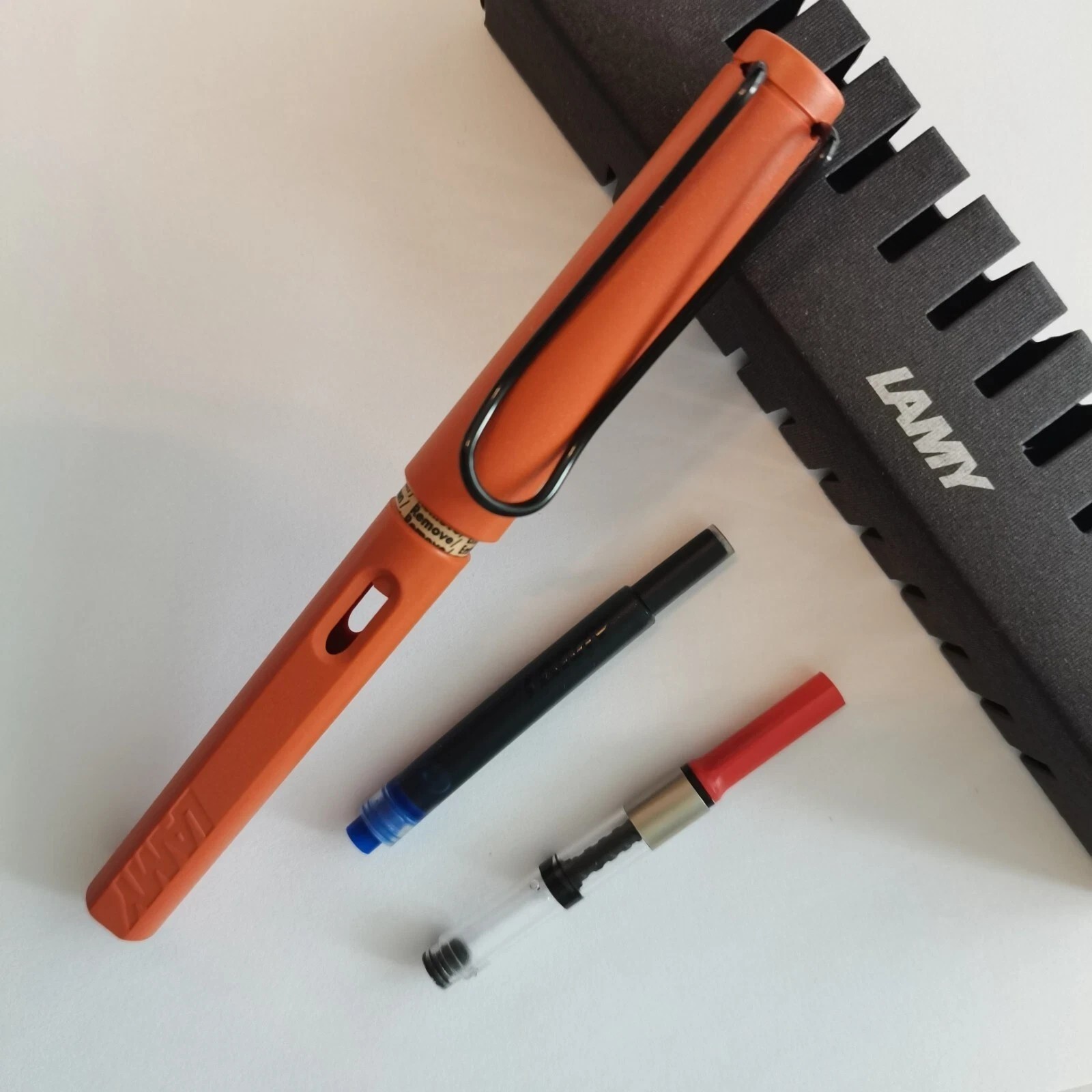 Similar Items S4a7bb425-f171-4960-8dc2-945999da6263e4557ce3-c07b-4edc-a661-937f7