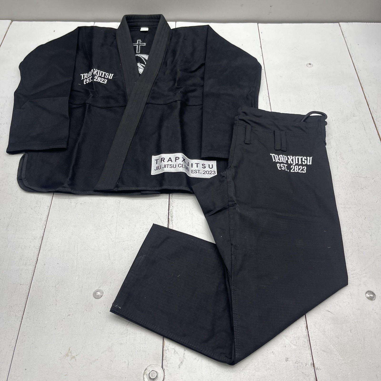 TRAPXJITSU Jiu Jitsu Gi Kimono Set Mens Small A1 Black Jesus Jiu Jitsu Club