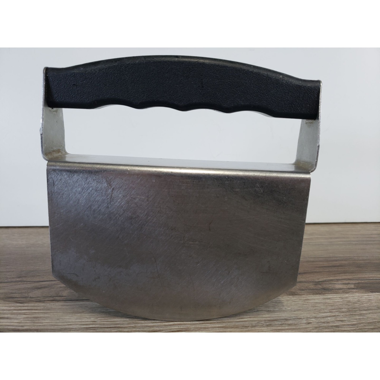 NEMCO 6 INCH MEZZALUNA ROCKING CUTTER STAINLESS CURVED BLADE SMC100  001