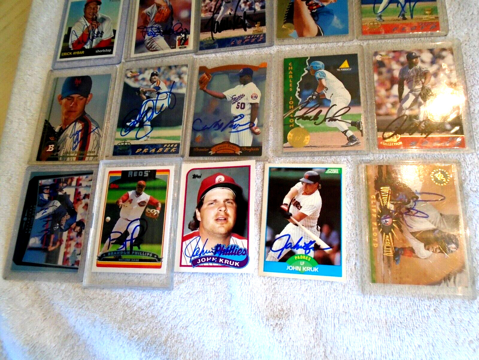 (Lot of 25) Signed John Kruk, Frank Viola, etc. Signed Baseball Card(s)