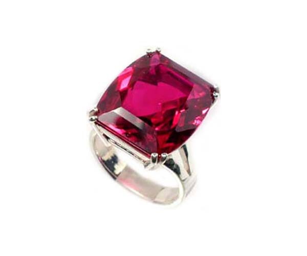 Vintage 19ct Red Topaz + Ring: Gem of  Ancient Christian Hebrew Biblical Legends