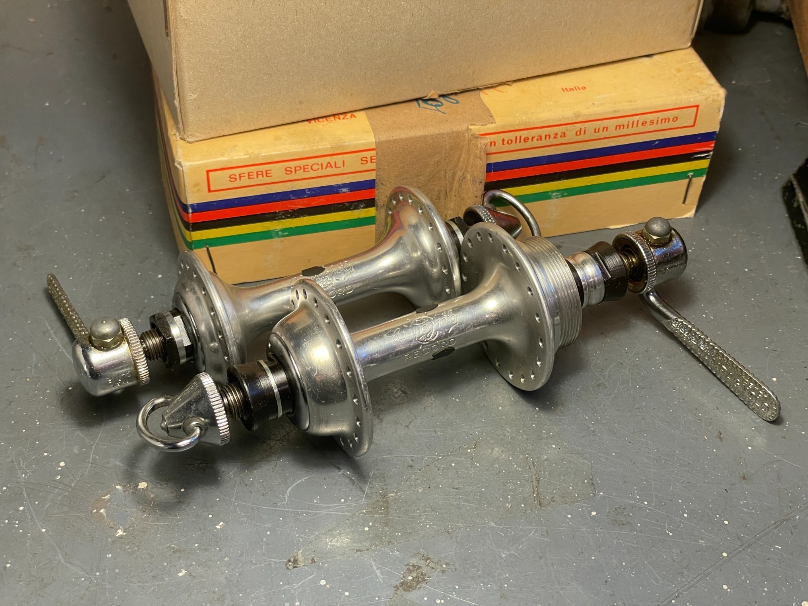 Vintage NOS Campagnolo Nuovo Record 36h Small Flange Hub Set 36h w/ QR NIB