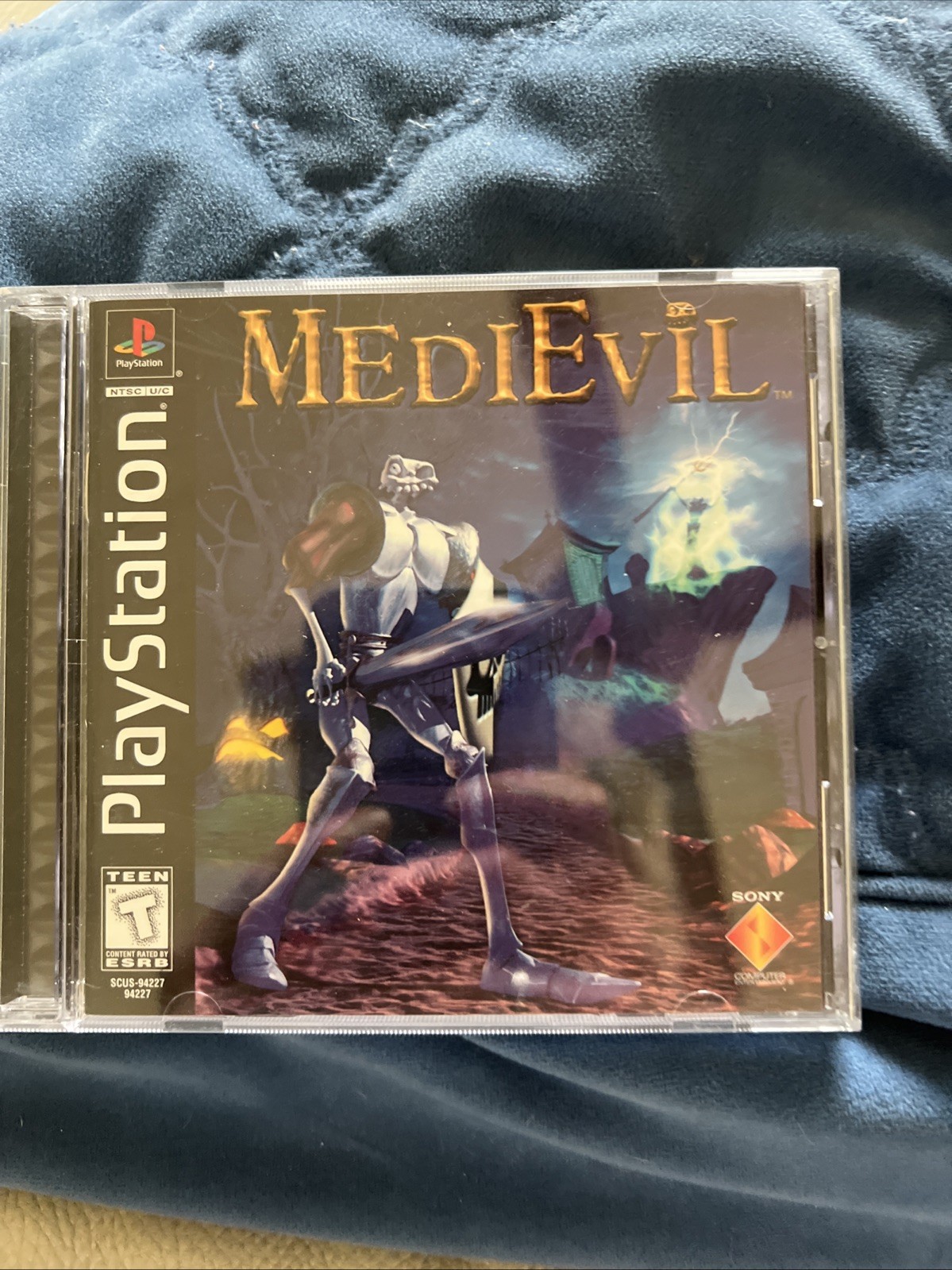 PlayStation PS1 MediEvil Game CIB