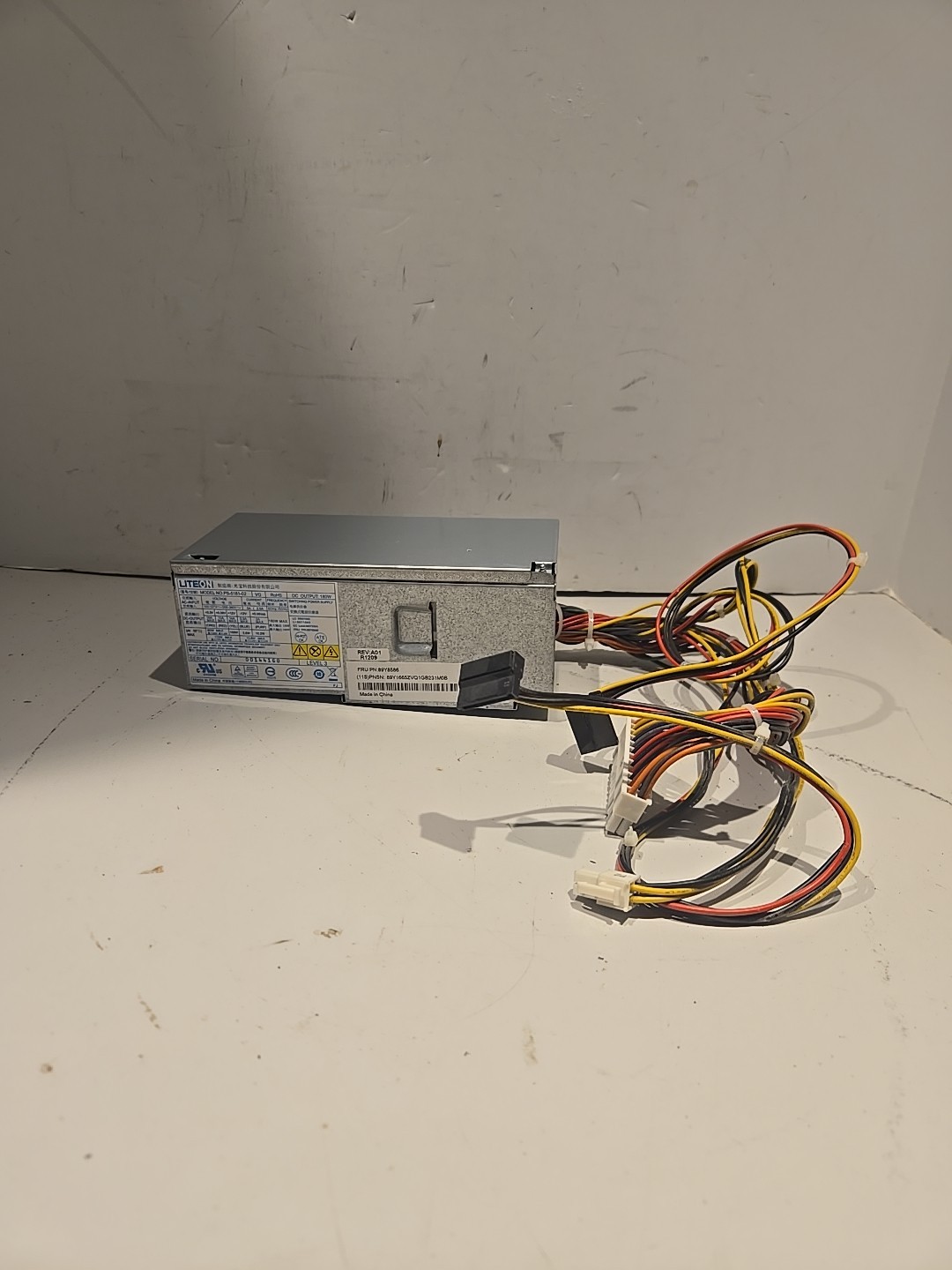 Liteon PS-5181-02 180W  89Y8586 Desktop Power Supply REV A00