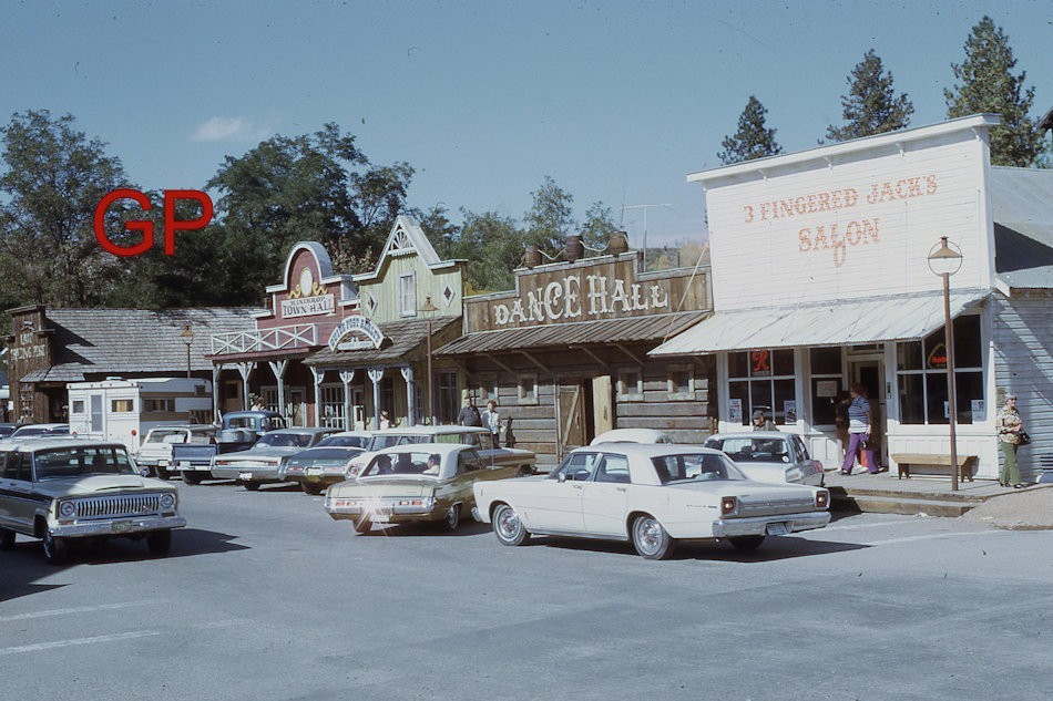 #XX126- h Old 35mm Slide Photo- Winthrop Wash- Washington Stores- 1972