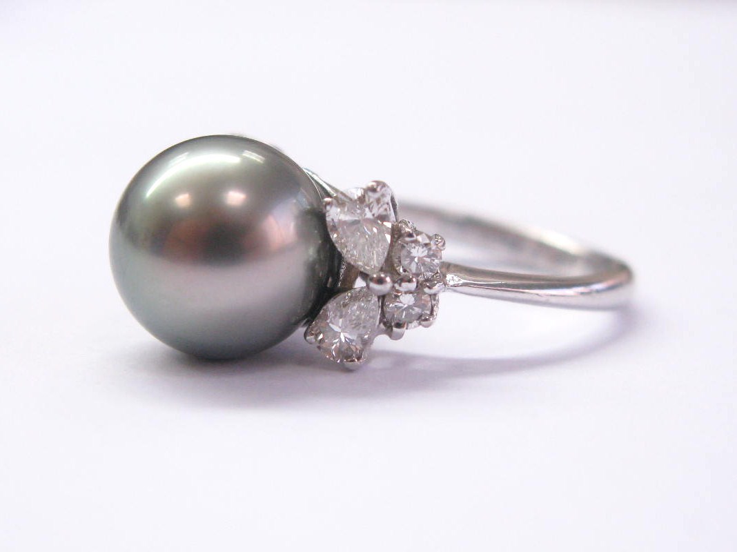 Black Pearl & Diamond Anniversary Ring 14Kt White Gold 10.1mm .50CT