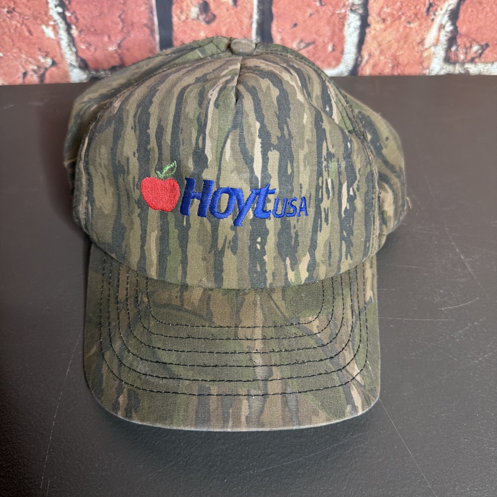 VTG Camo Hoyt USA apple archery Bow hunting baseball trucker cap hat