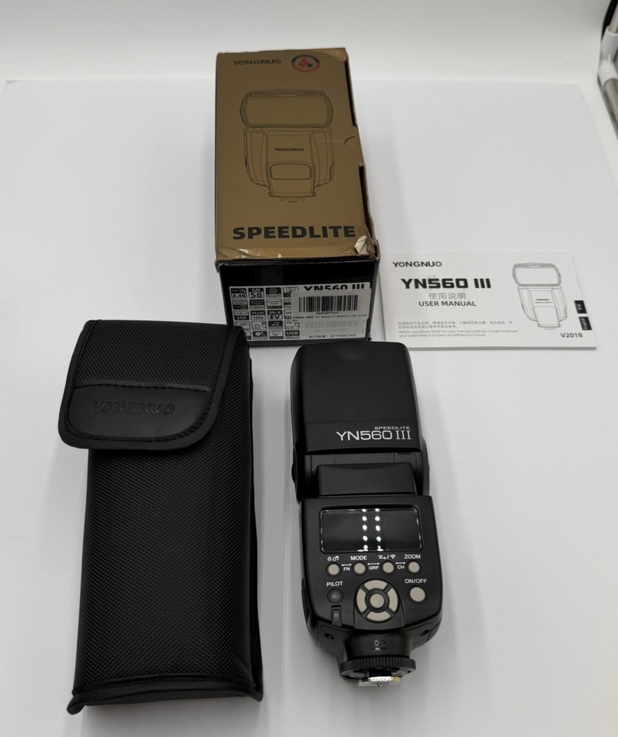 YONGNUO YN560 III Speedlite