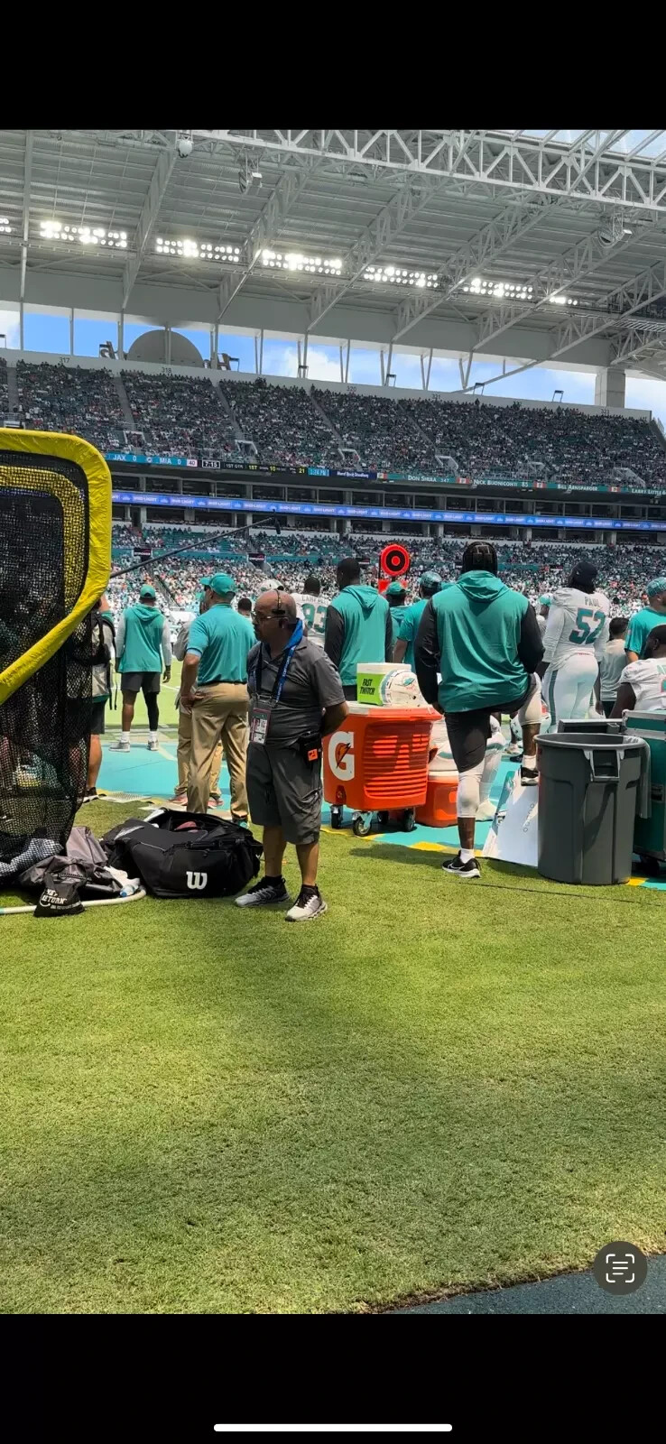 Miami vs 49ers 12/22/24 TWO SIDELINE ACCESS PASSES (SE) - beer/wine included