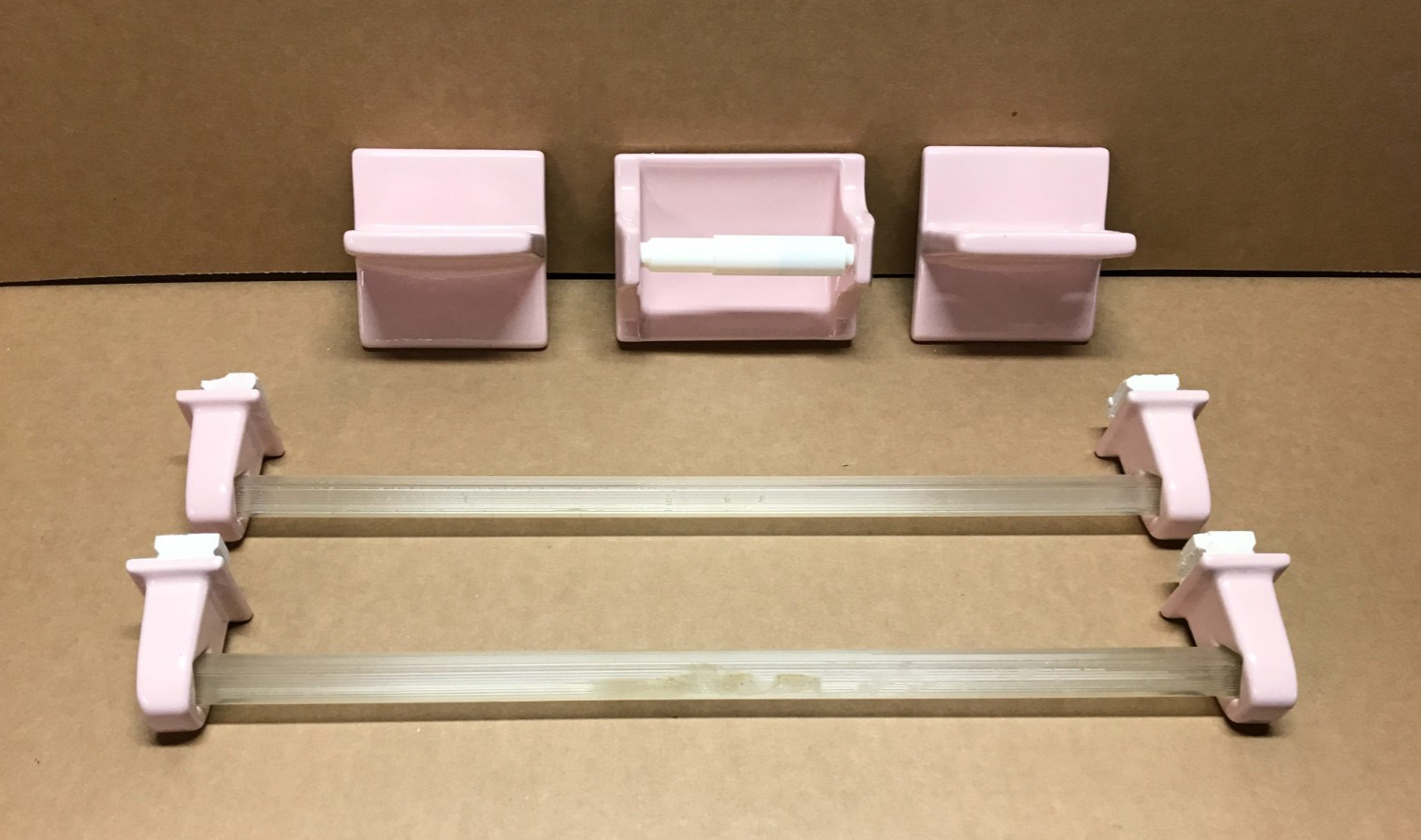 VTG Pink Towel Bar Soap Dish Toilet Paper Cup Holder Tile in Mounts Old 482-26B