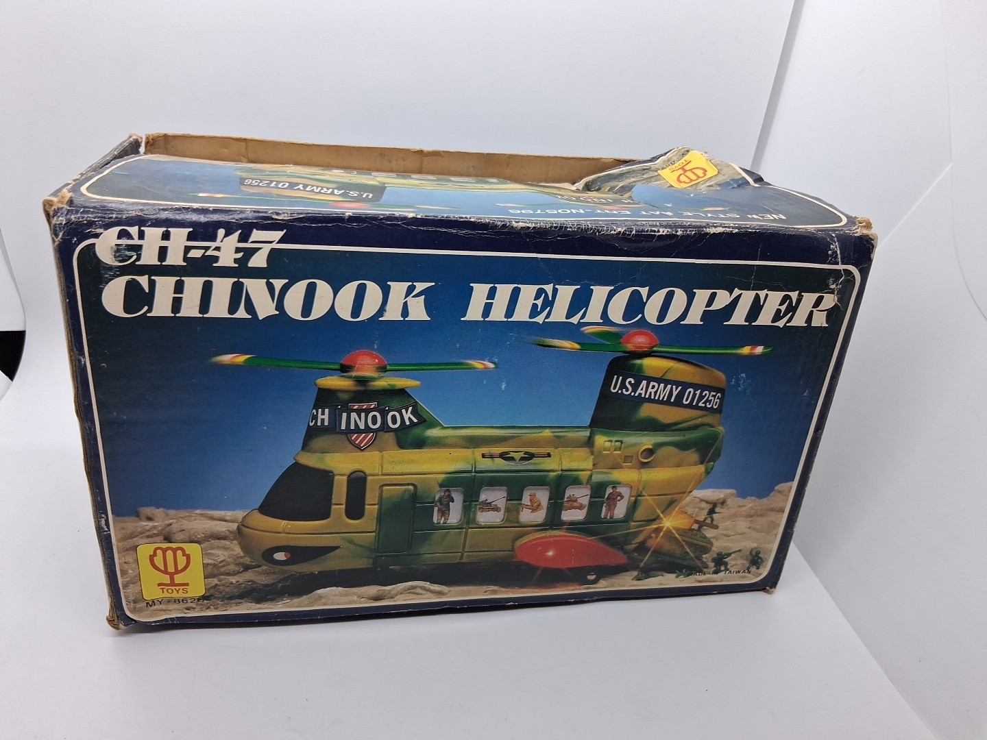 2 VINTAGE TOY CH 47 CHINOOK HELICOPTER & TUMBLE BLINKING LIGHT JEEP BATTERY OP.