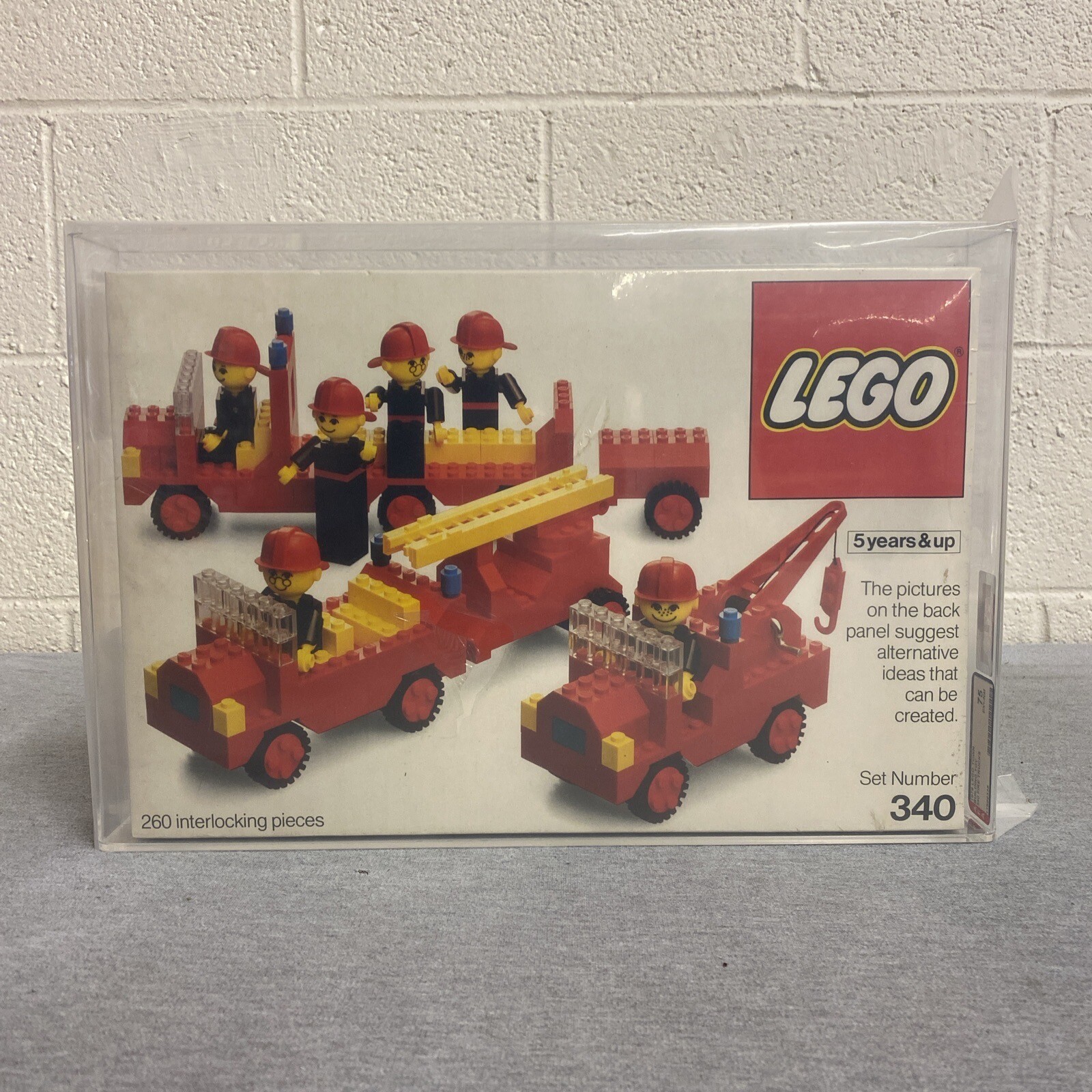 Vintage 1978 Lego 340 Town Building Toy Fire Trucks AFA Graded 75