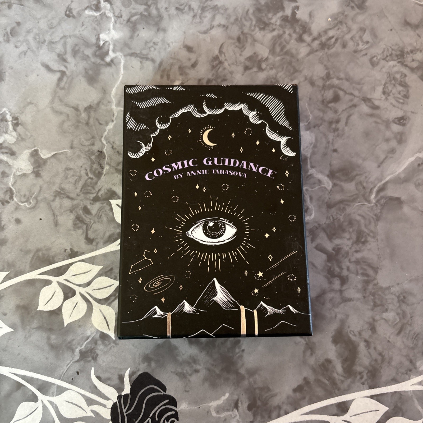 Cosmic Guidance Oracle Deck by Annie Tarasova Dreamy Moons Tarot Cards excellent