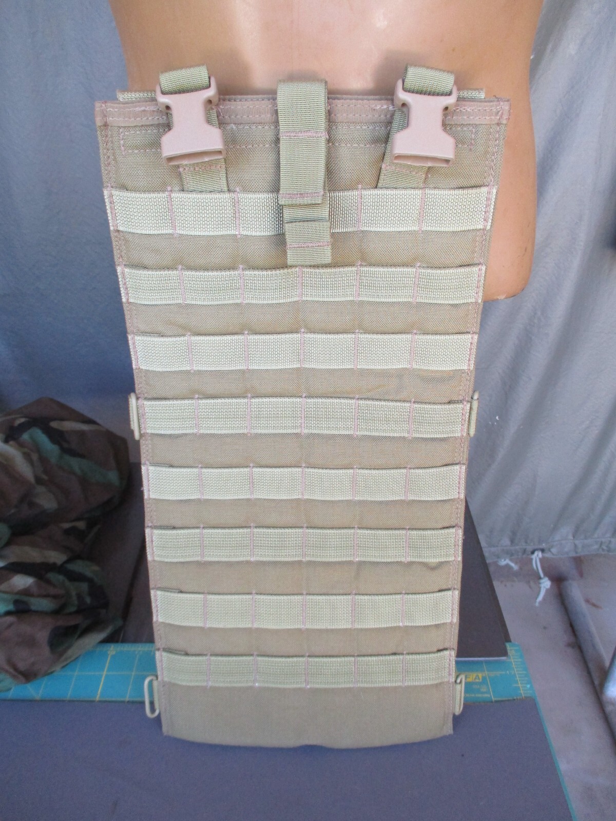 Oldgen EAGLE INDUSTRIES Backpack MOLLE Hydration Pouch, Water Carrier