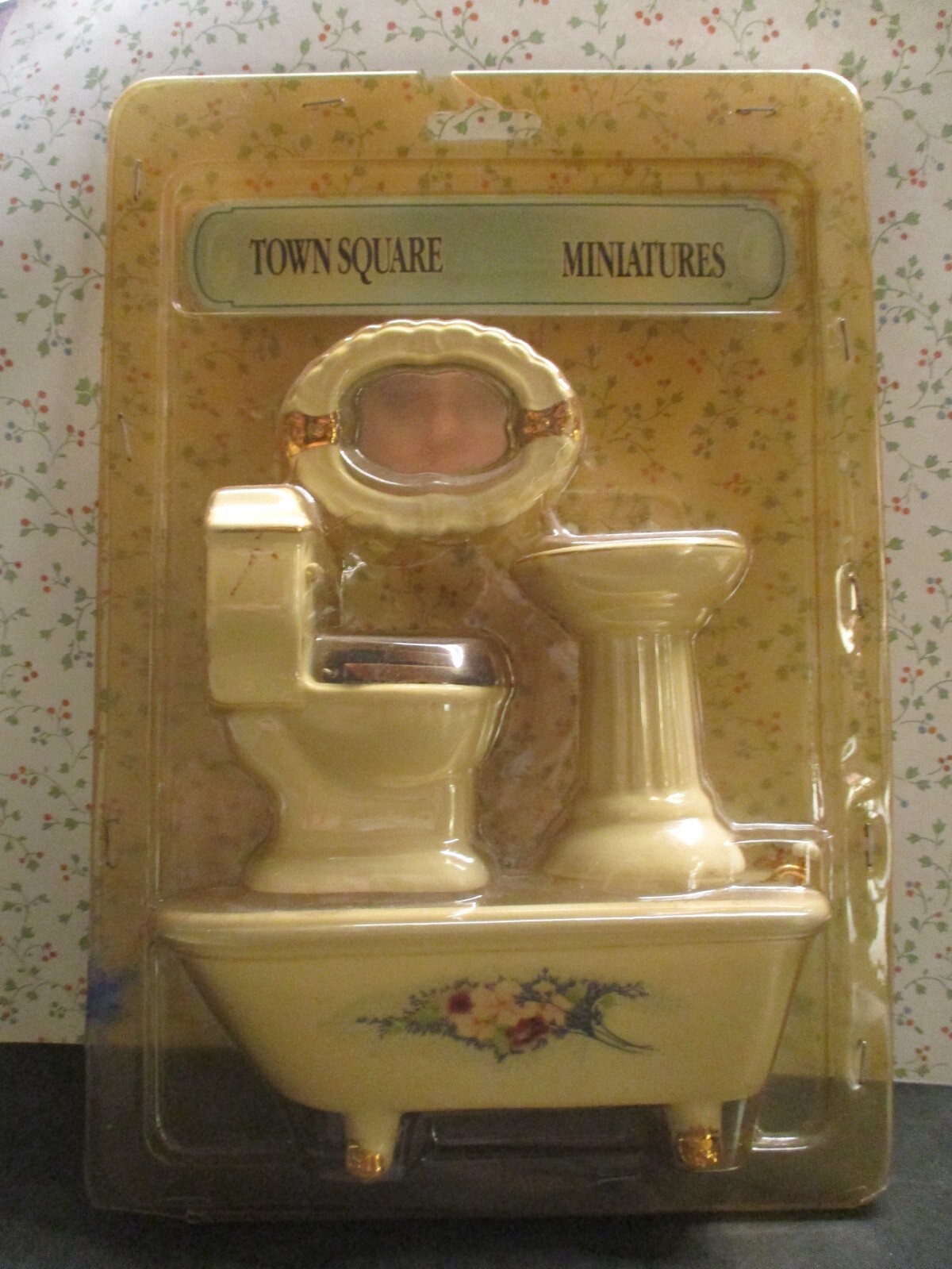 Miniature Dollhouse VICTORIAN FLORAL Porcelain Bathroom Furniture Set  4pc