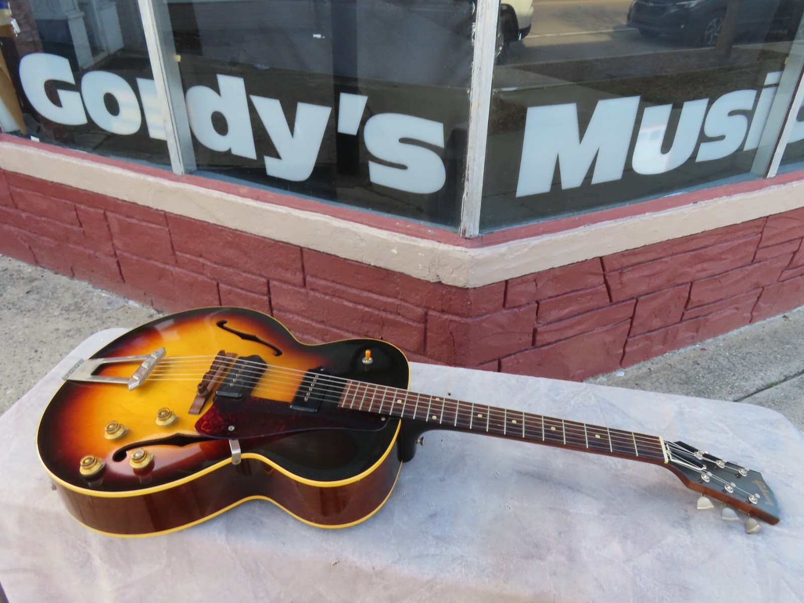 GIBSON 1957 ES-125-D RARE THICK BODY P-90's ORIGINAL 1 of 30-50 MADE!  PRISTINE!