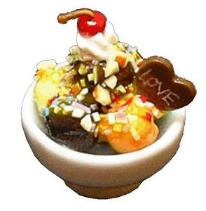 Dollhouse Ice Cream Sundae in Bowl 1:12 Scale Miniature Food Dessert Kitchen