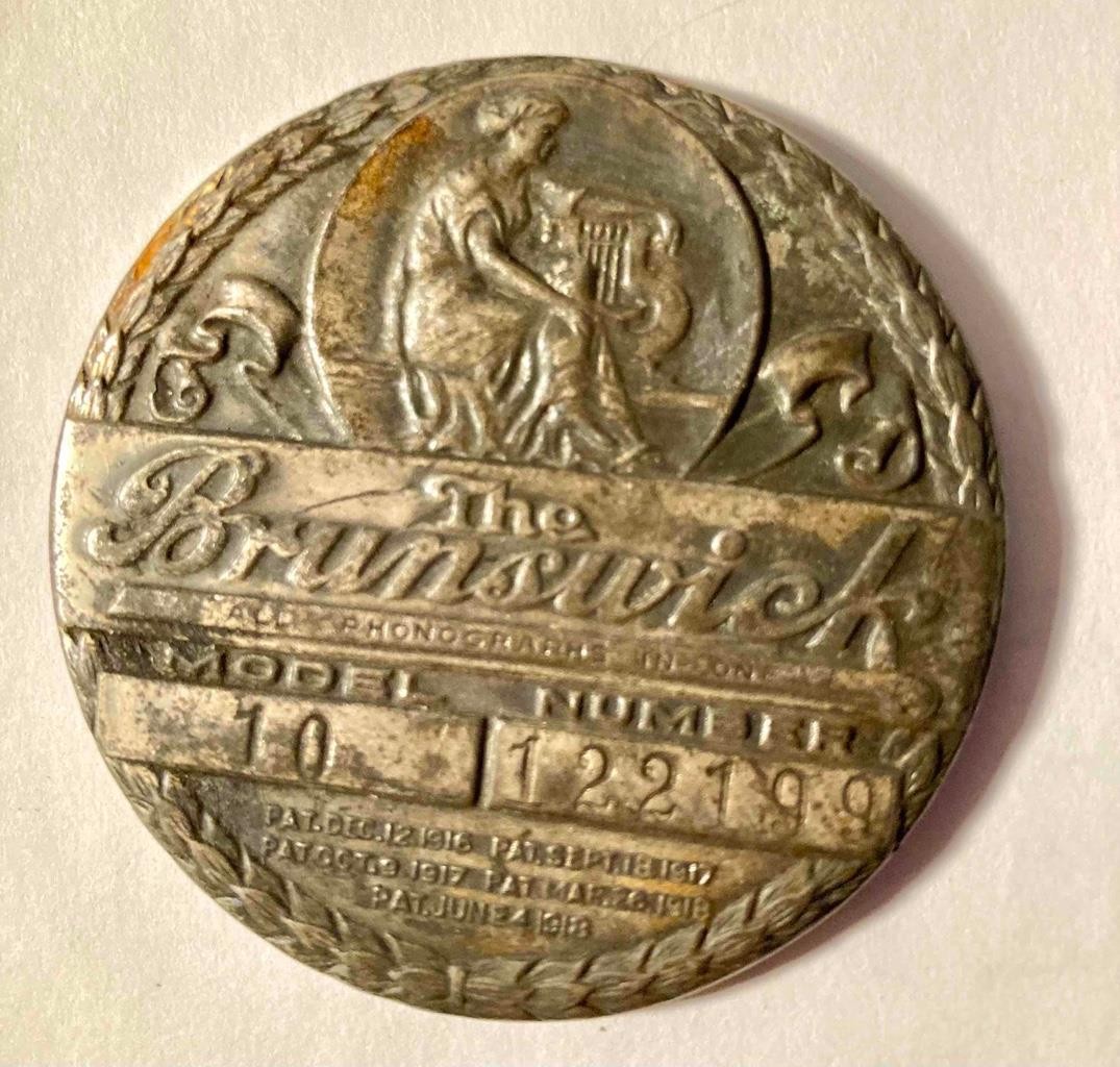 Antique Brunswick Model 10 Medallion Phonograph Player Tag Plate Original 122199