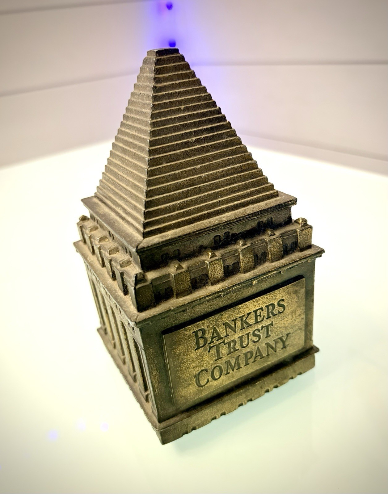 Antique BANKERS TRUST COMPANY Still BANK Bronze Banthrico Pyramid Vtg Metal NYC