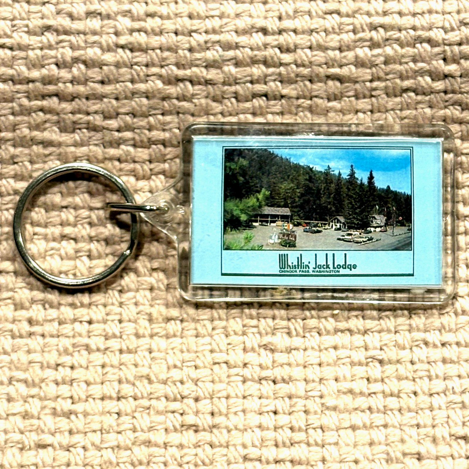 Vintage Whistlin' Jack Lodge Chinook Pass Washington State PNW Souvenir Keychain