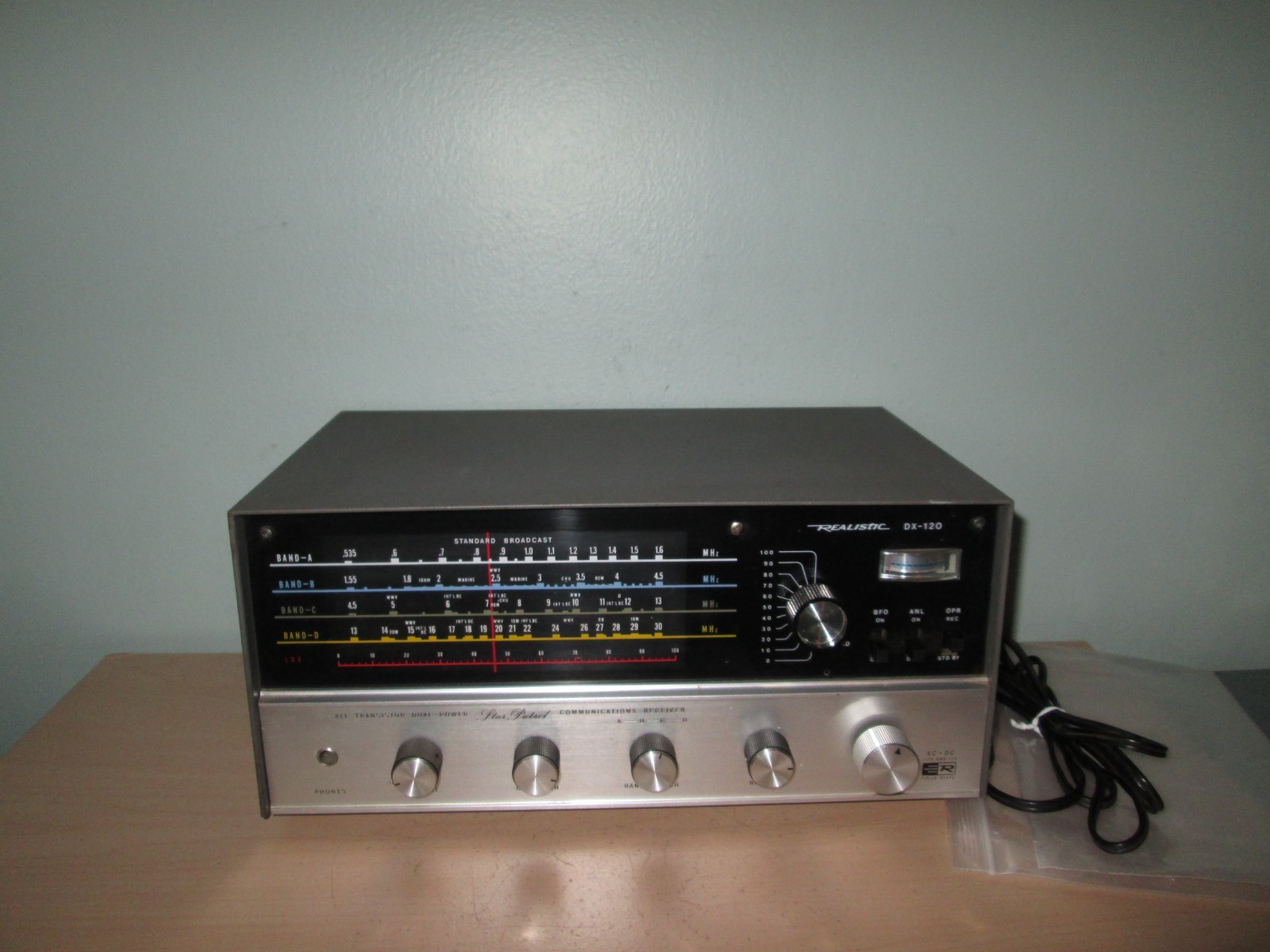 Realistic DX-120 Star Patrol AM/SSB(BFO) Shortwave Ham Communications Radio RARE