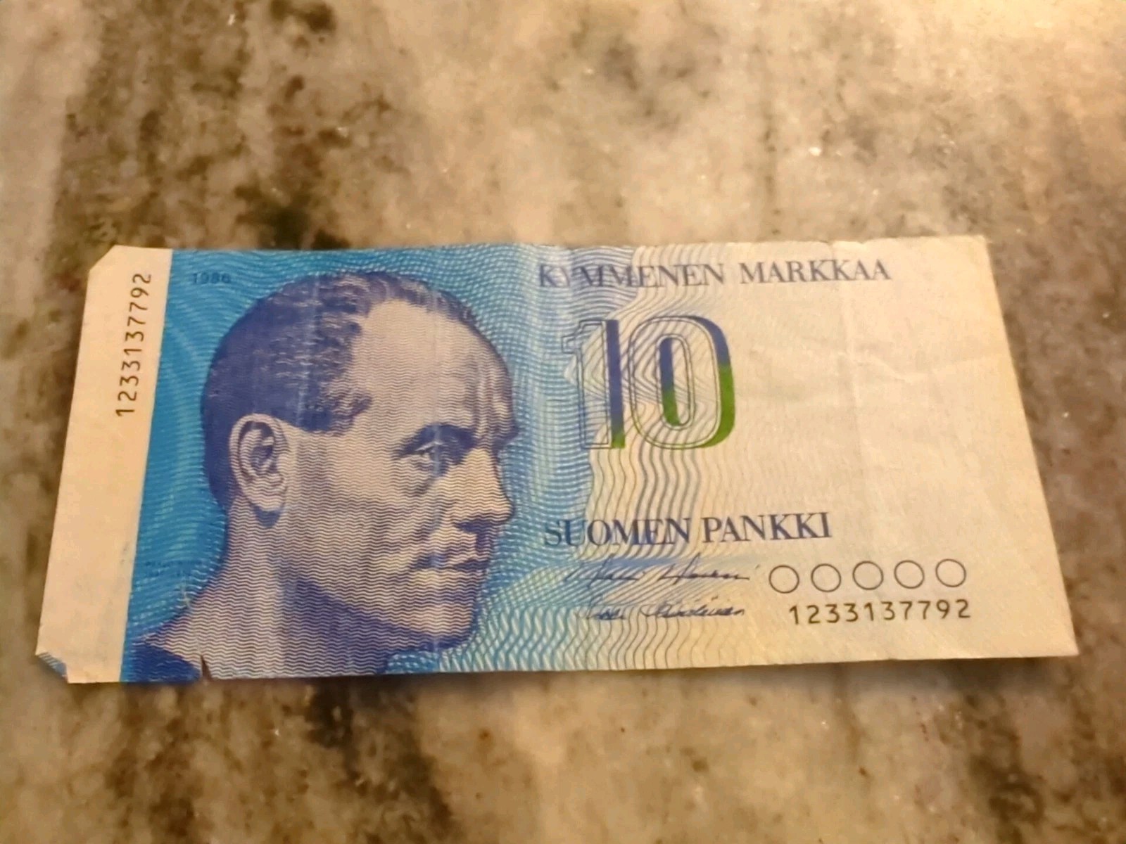 Finland, 10 Markkaa, 1986, UNC, p113a
