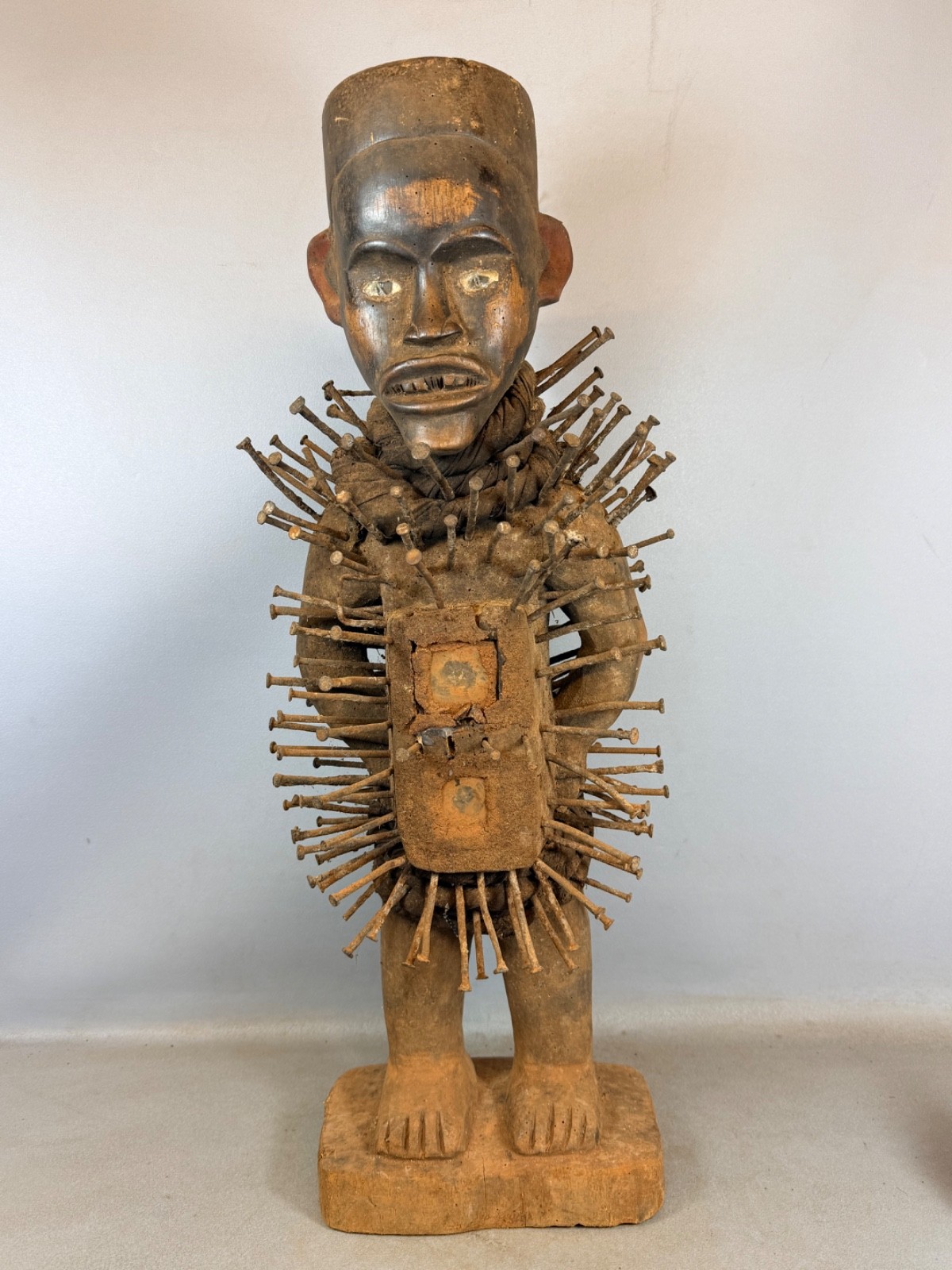260306 - Large Old African Bakongo protection figure  - Congo.