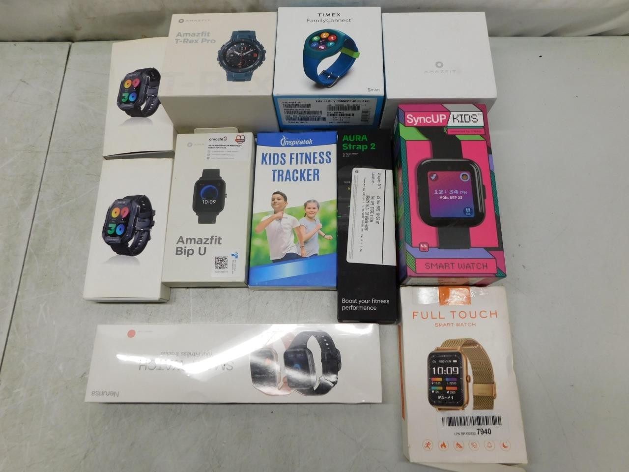 Large Lot of Various MFG Smart Watches Fitness bands TIMEX AMAZFIT #A3