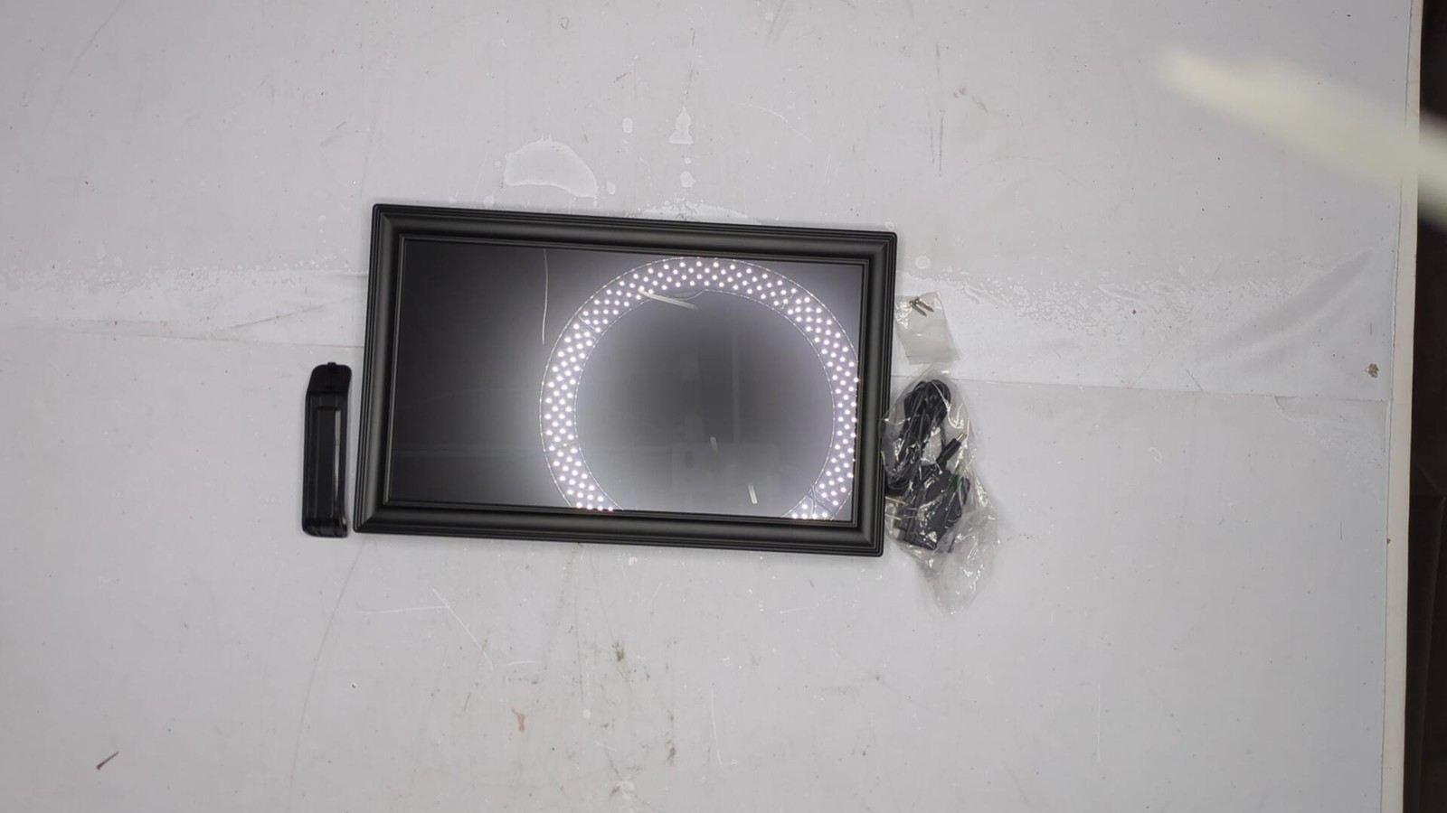 64GB 15.6" Frameo Digital Picture Frame WiFi, Large Electronic Photo Frames