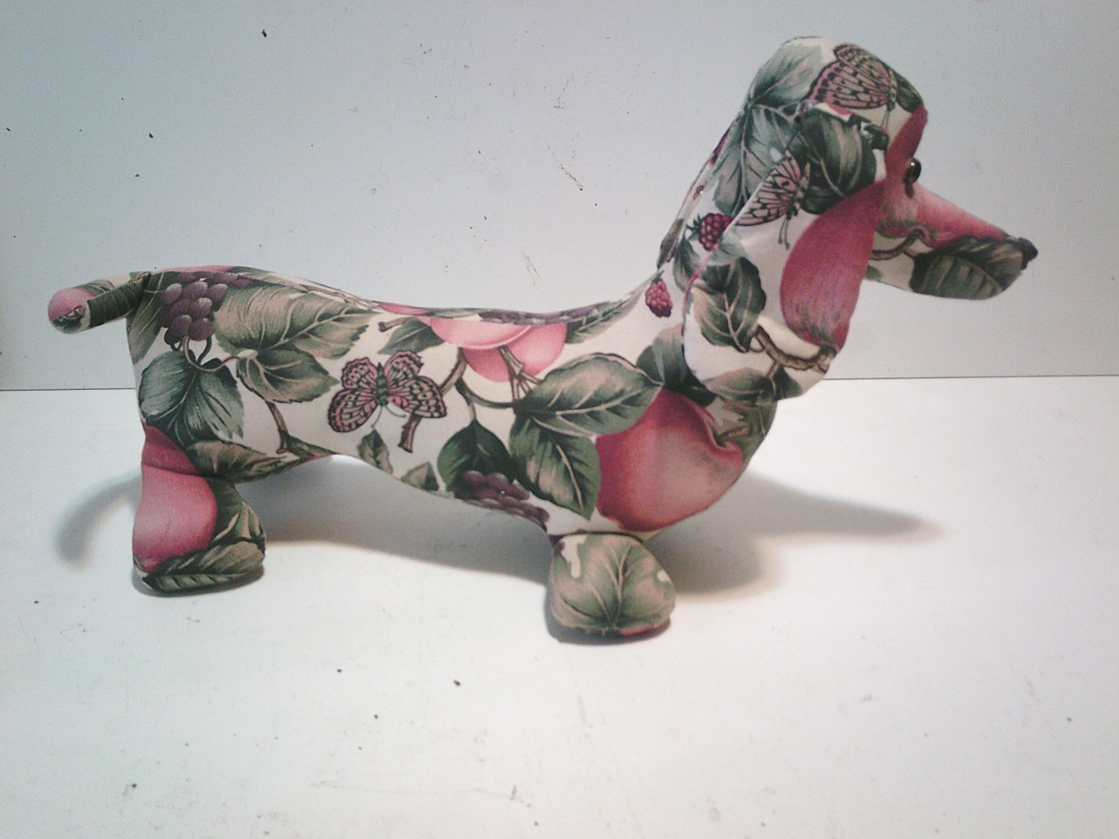 Very Clean Quilt Folk Art Patchwork Dachshund Dog FREE SHIPPING