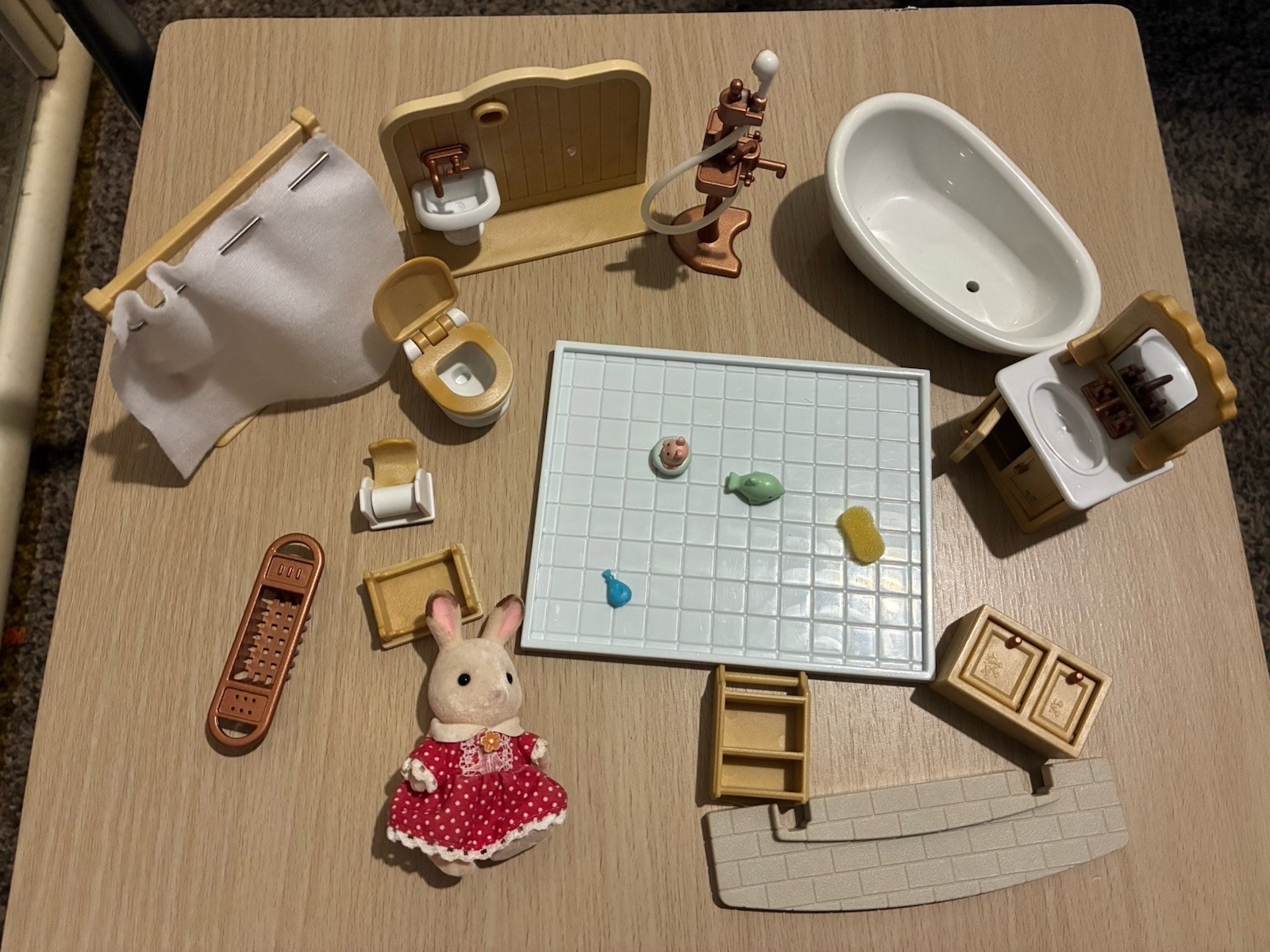 Calico Critters Country Bathroom Set   Used