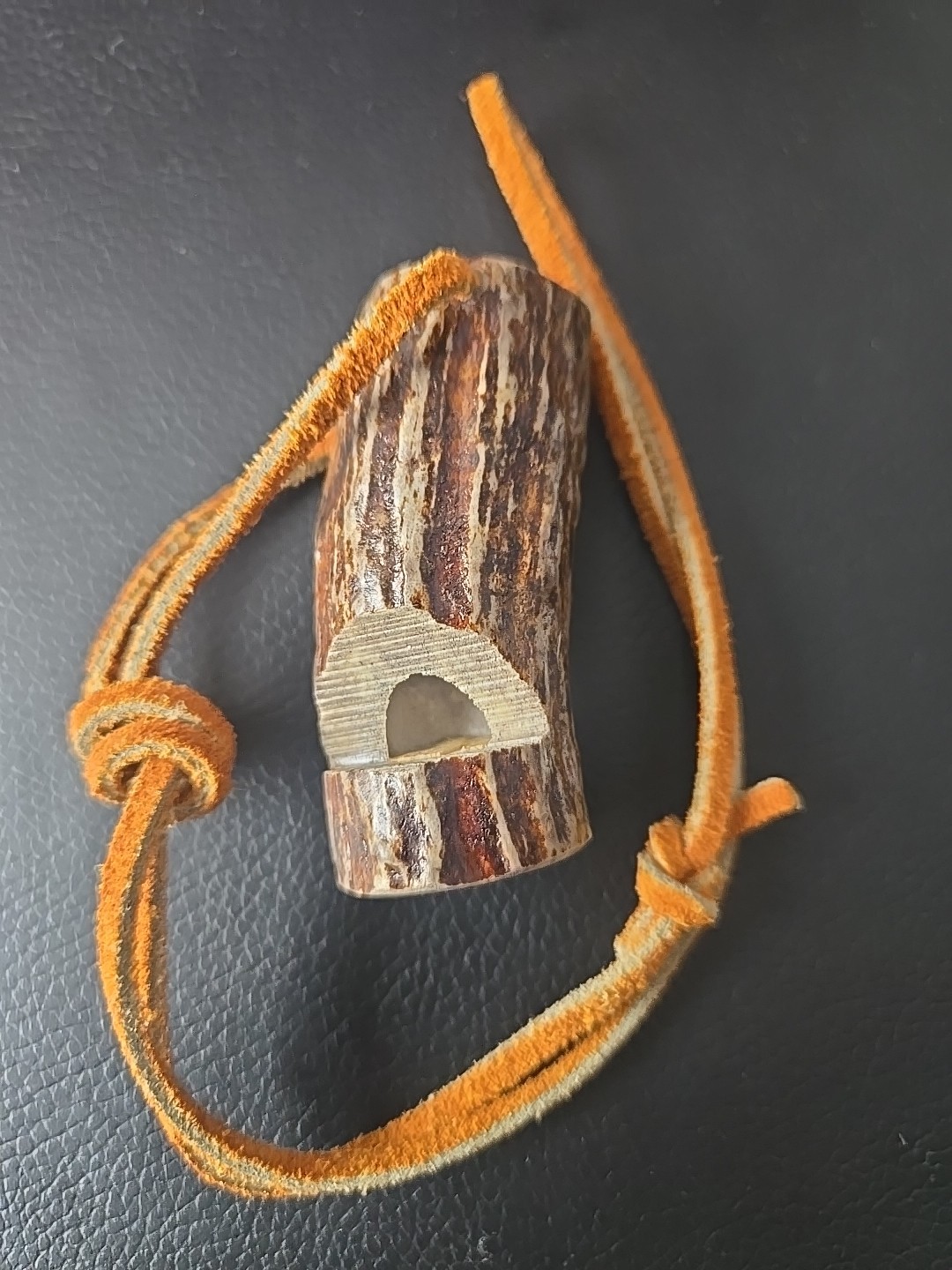2.25" DEER ANTLER NATURAL SUEDE LEATHER NECKLACE WHISTLE