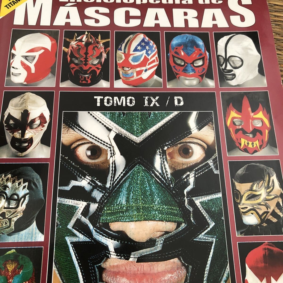 Rare Mascaras Pro Wrestling Masks magazine