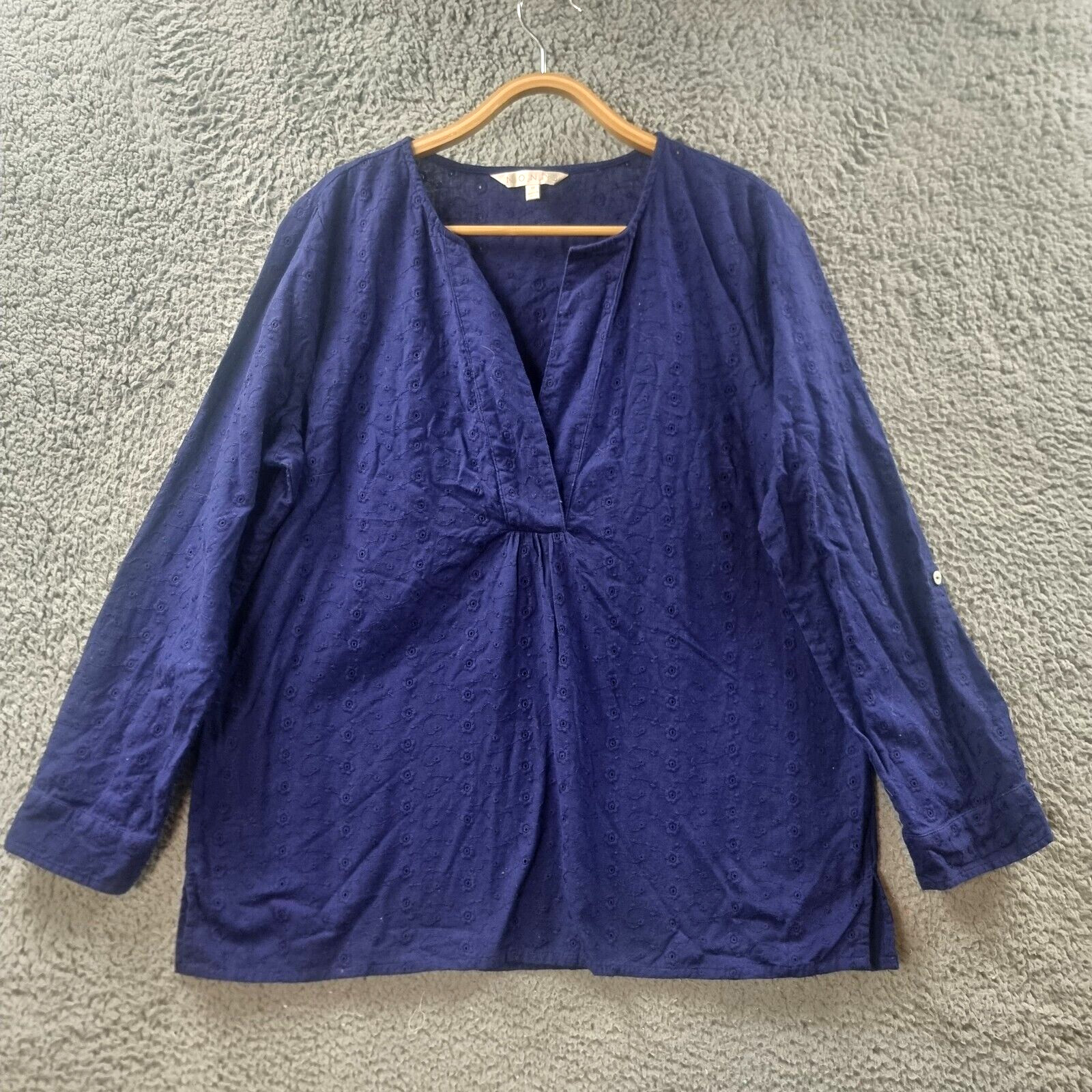 Noni B Womens Blouse Top Size 16 Navy Blue Brodrie Anglaise Long Sleeve V-Neck