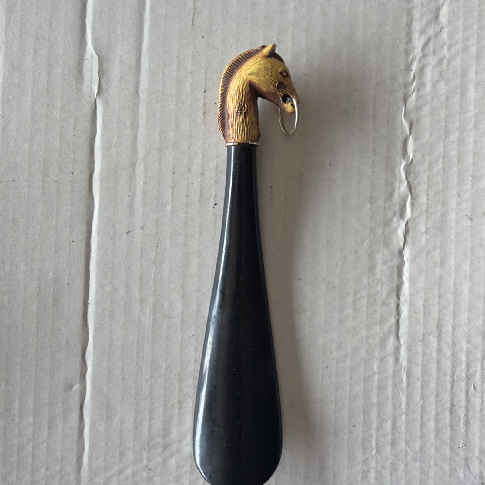VINTAGE JAPAN Wood HORSE HEAD SHOE HORN EXCELLENT GOLDEN BROWN W/ Plastic Bottom