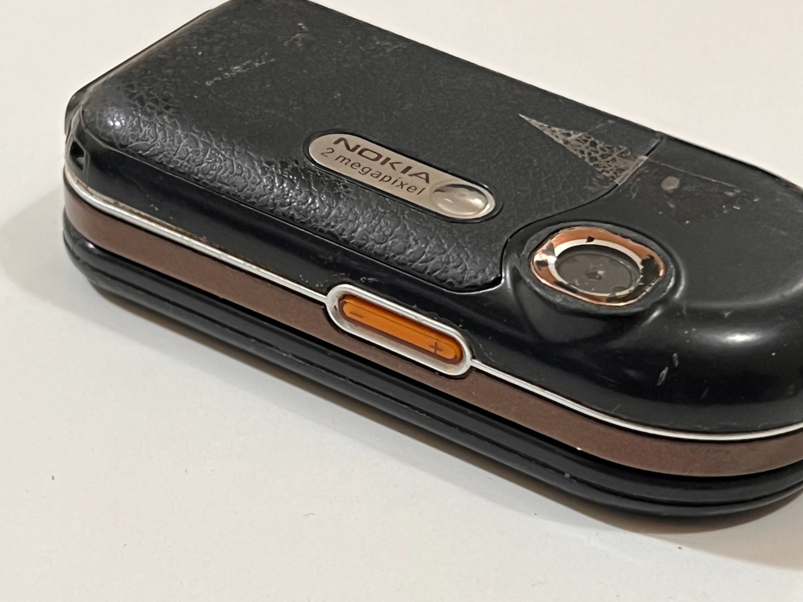 Nokia 7370 Vintage cell phone For parts